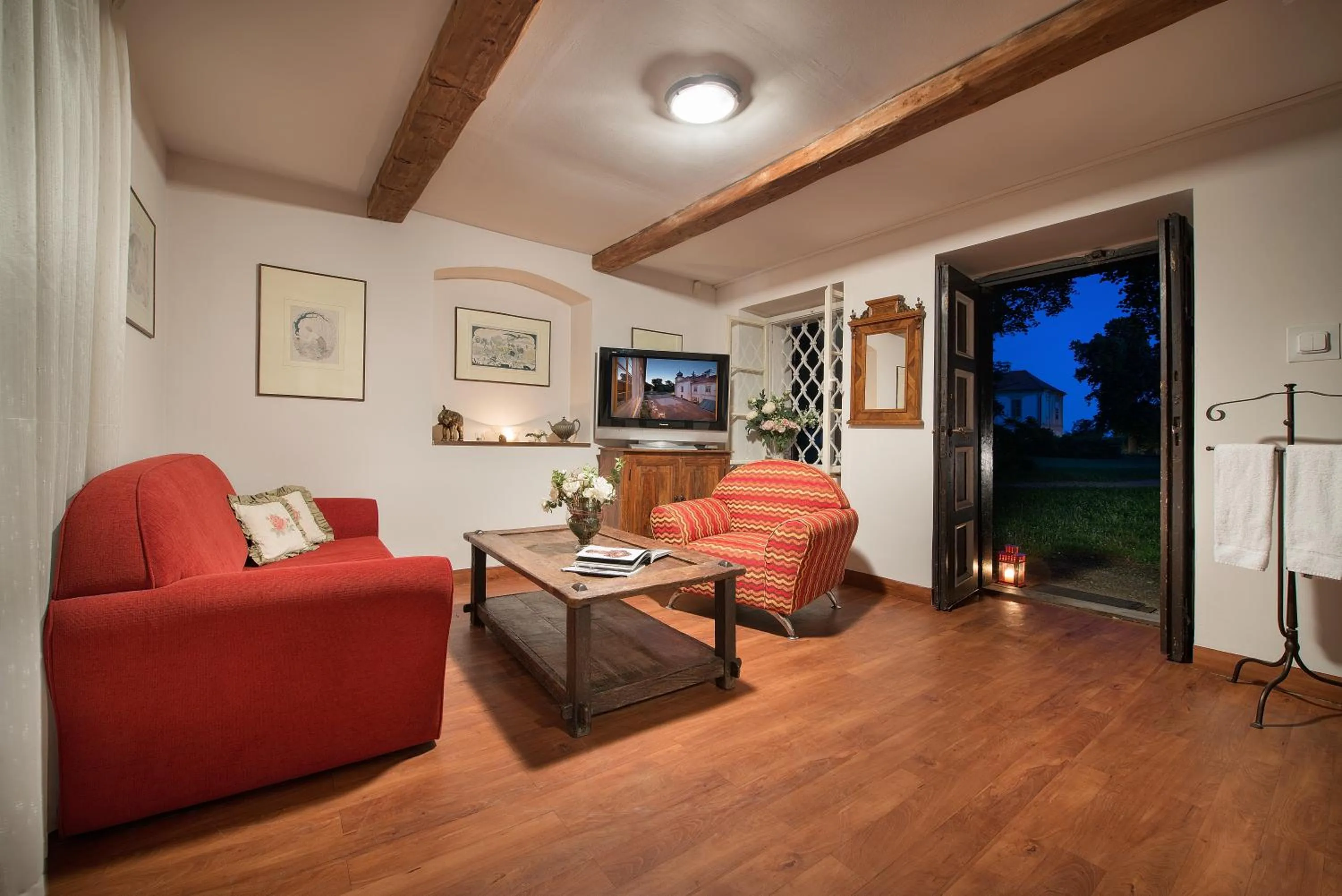 Chateau Loucen Garden Retreat