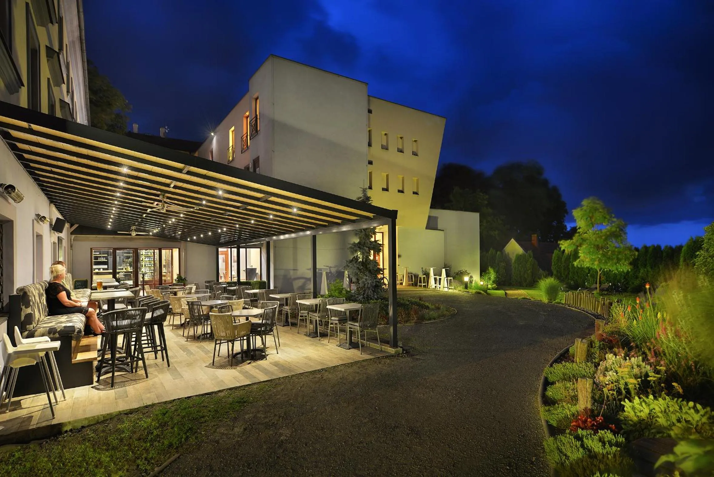 Chateau Loucen Garden Retreat