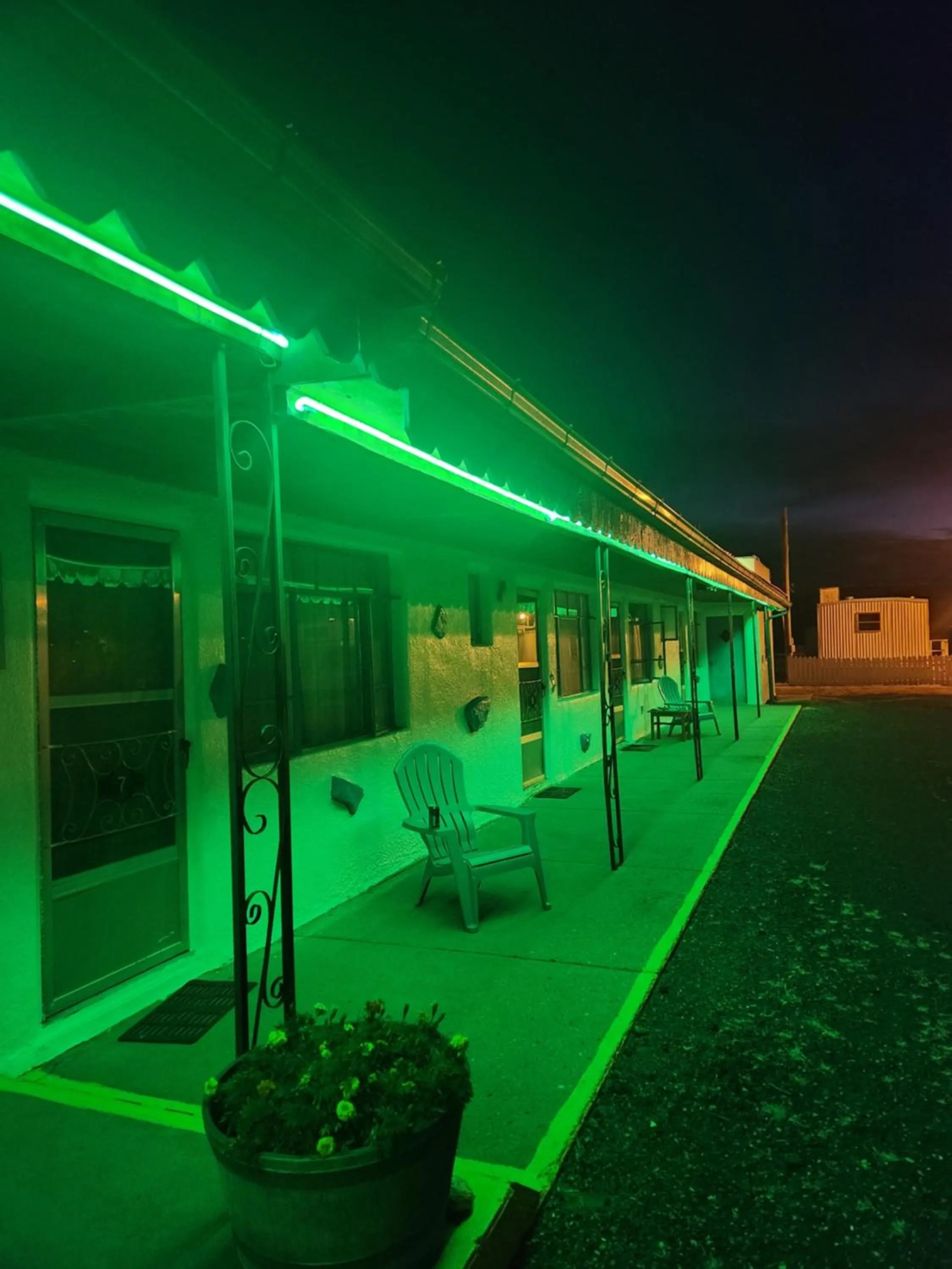 Patio in Maverick Motel