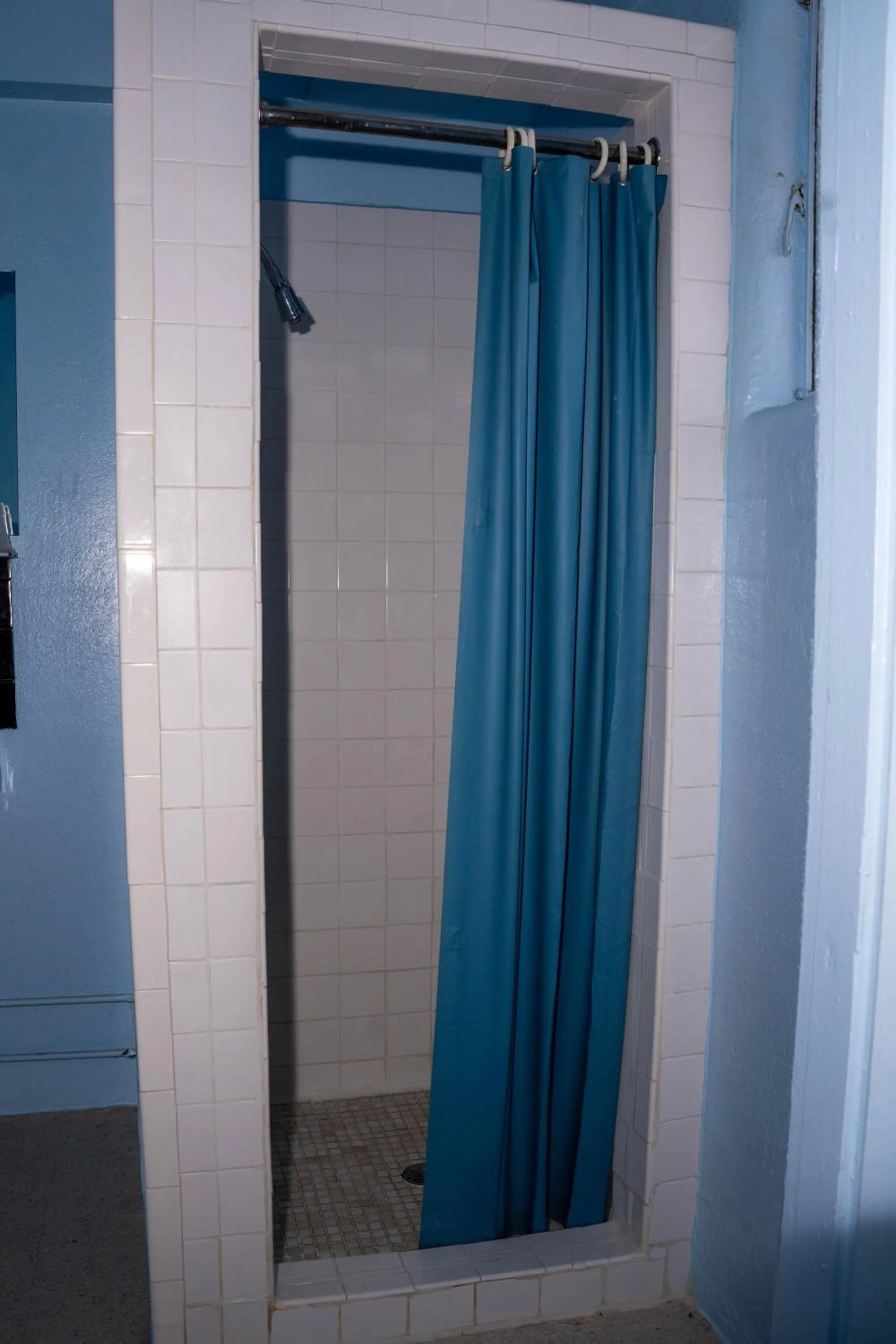 Shower in Maverick Motel