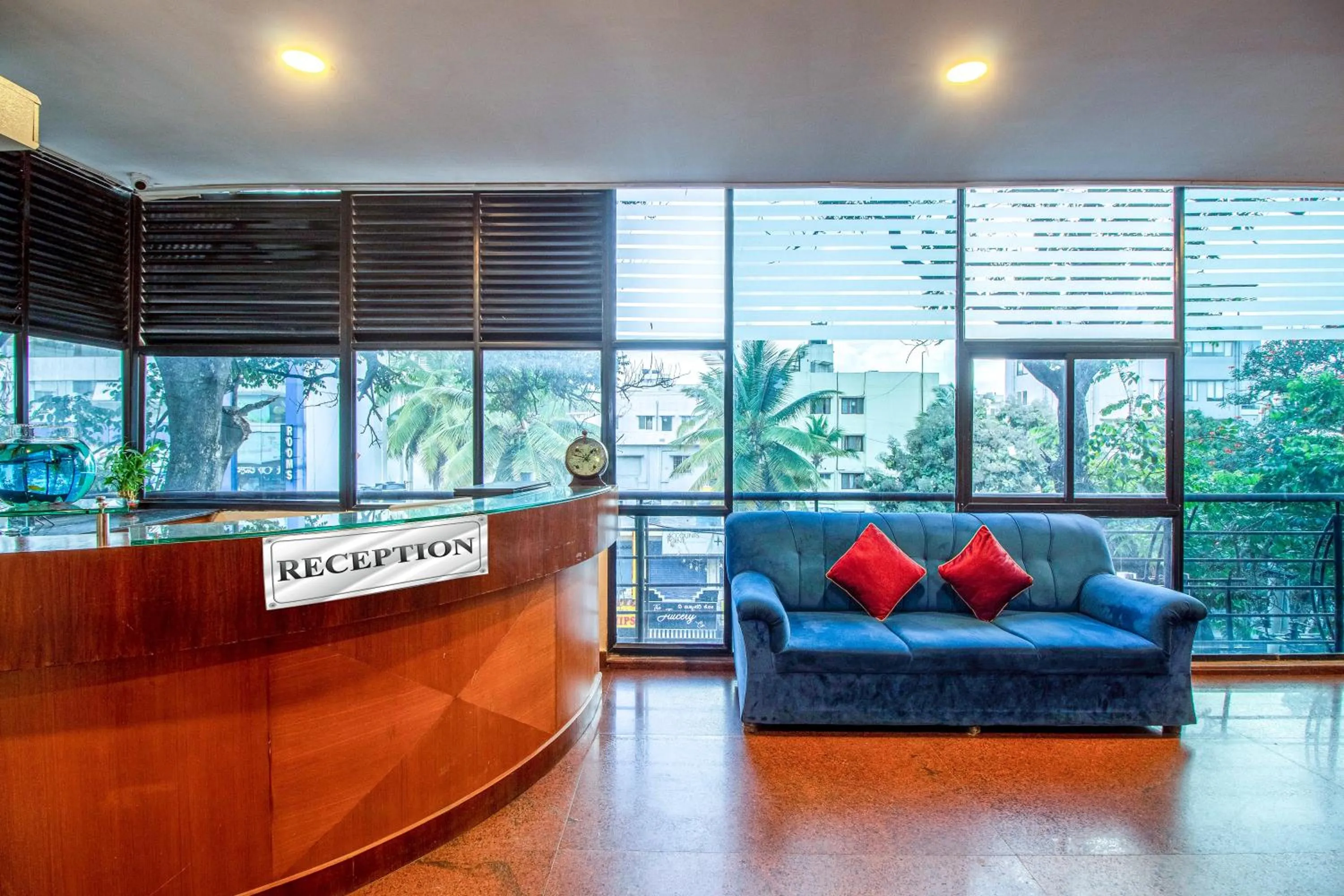Lobby or reception in Hotel Royal Classio, Bangalore