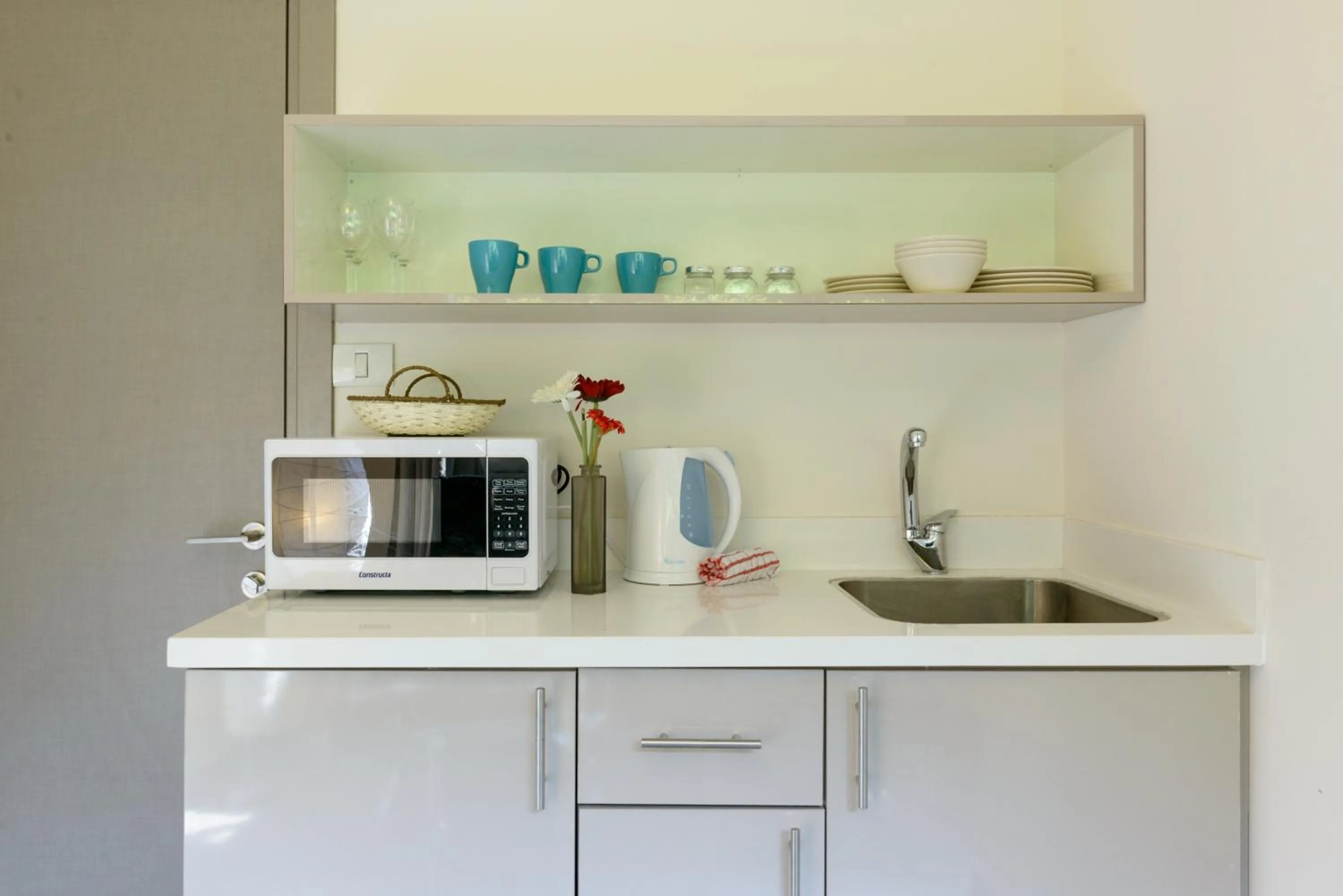 Dizengoff Inn Apartments