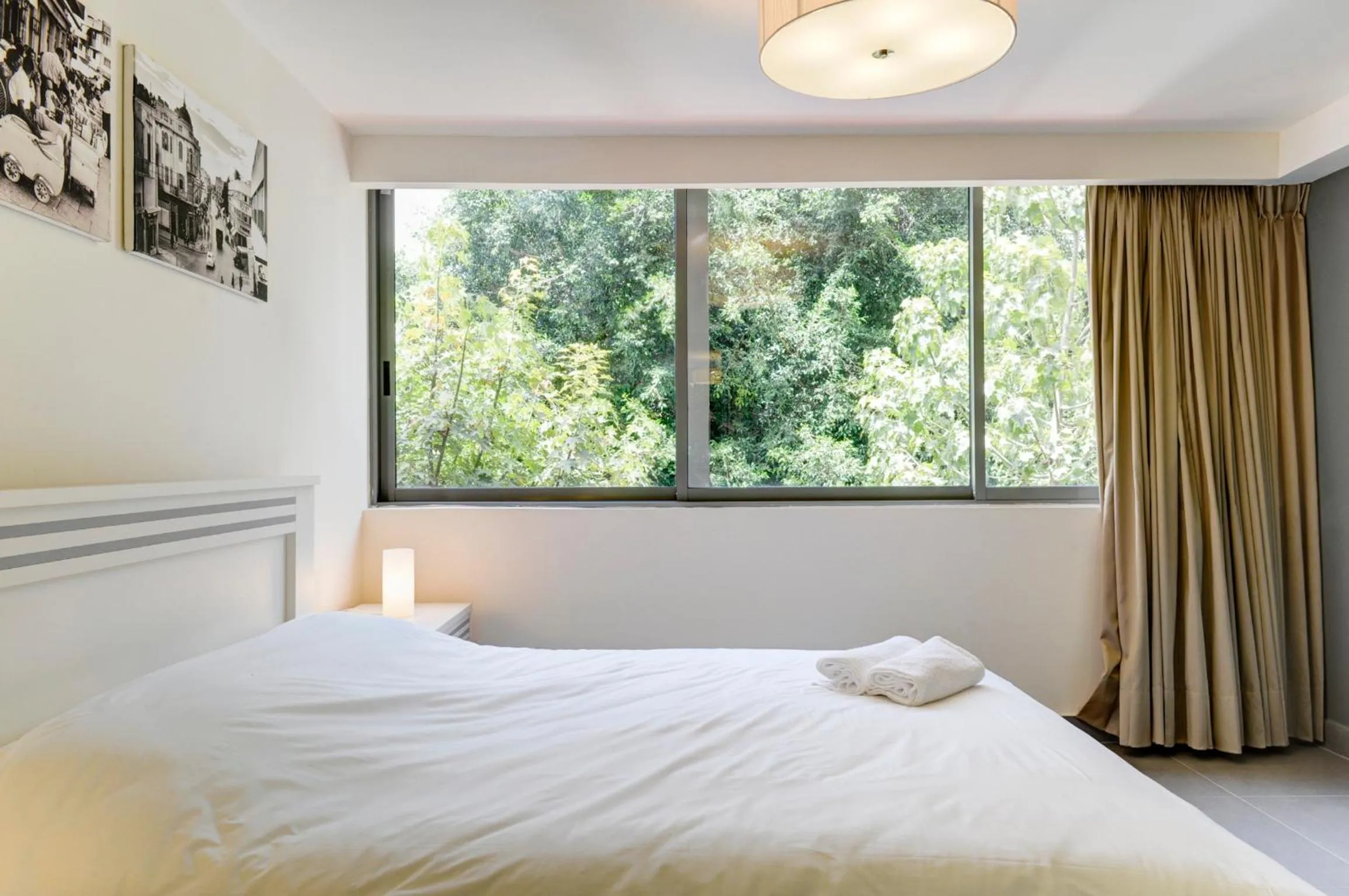 Day, Bed in Dizengoff Inn Apartments
