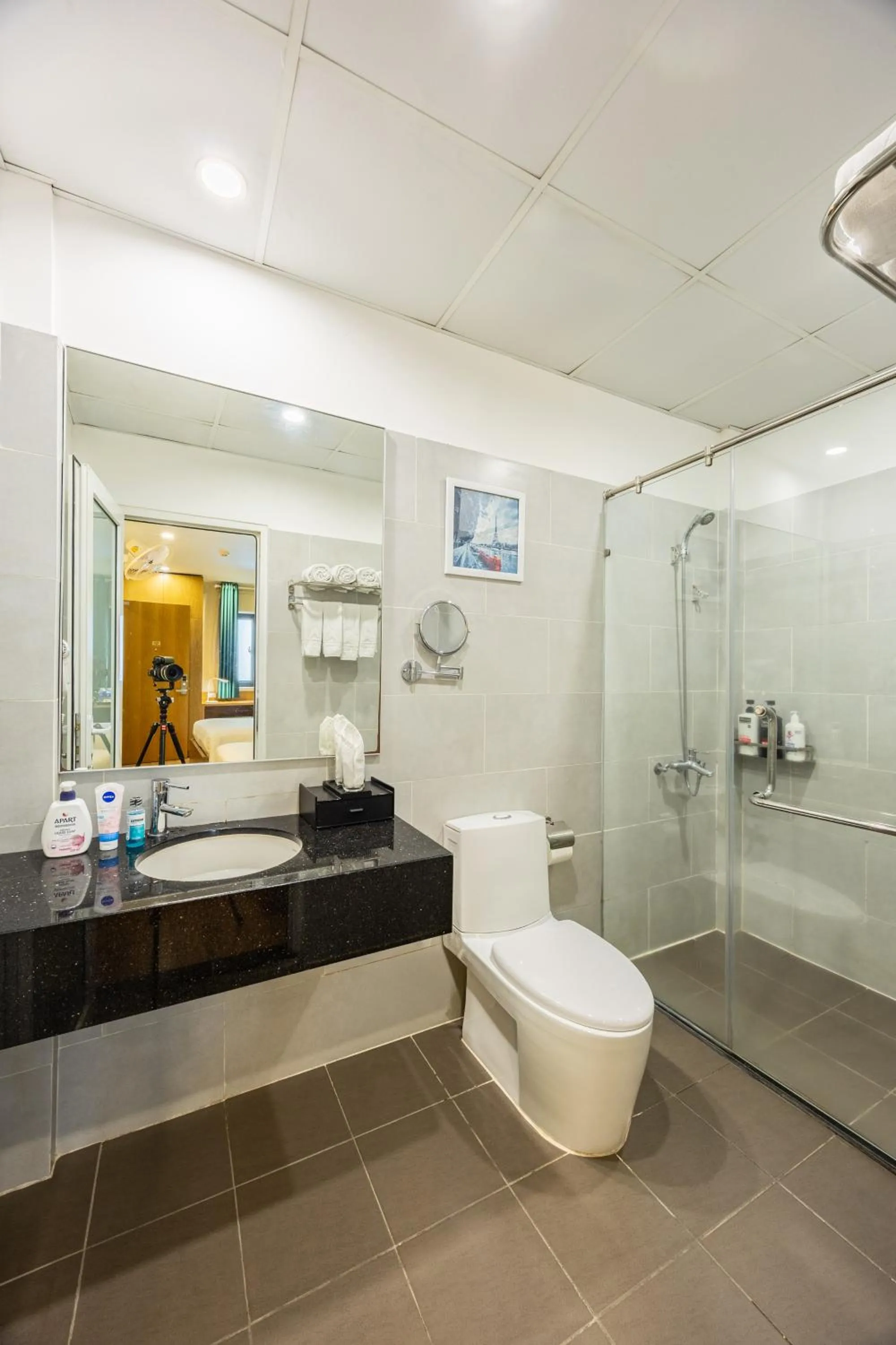 Toilet in A25 Hotel - 142 Bùi Thị Xuân