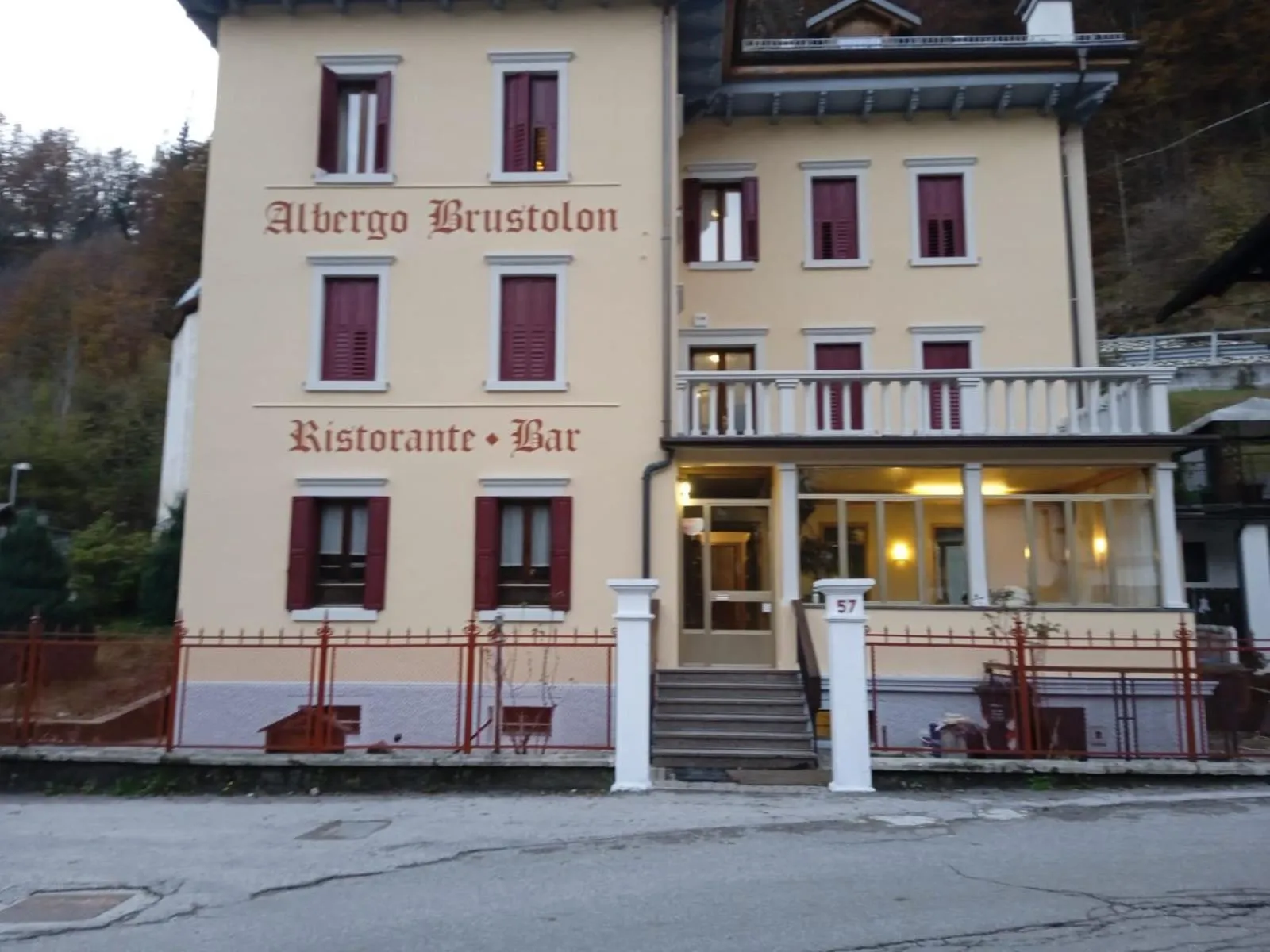 Property building in HOTEL BRUSTOLON