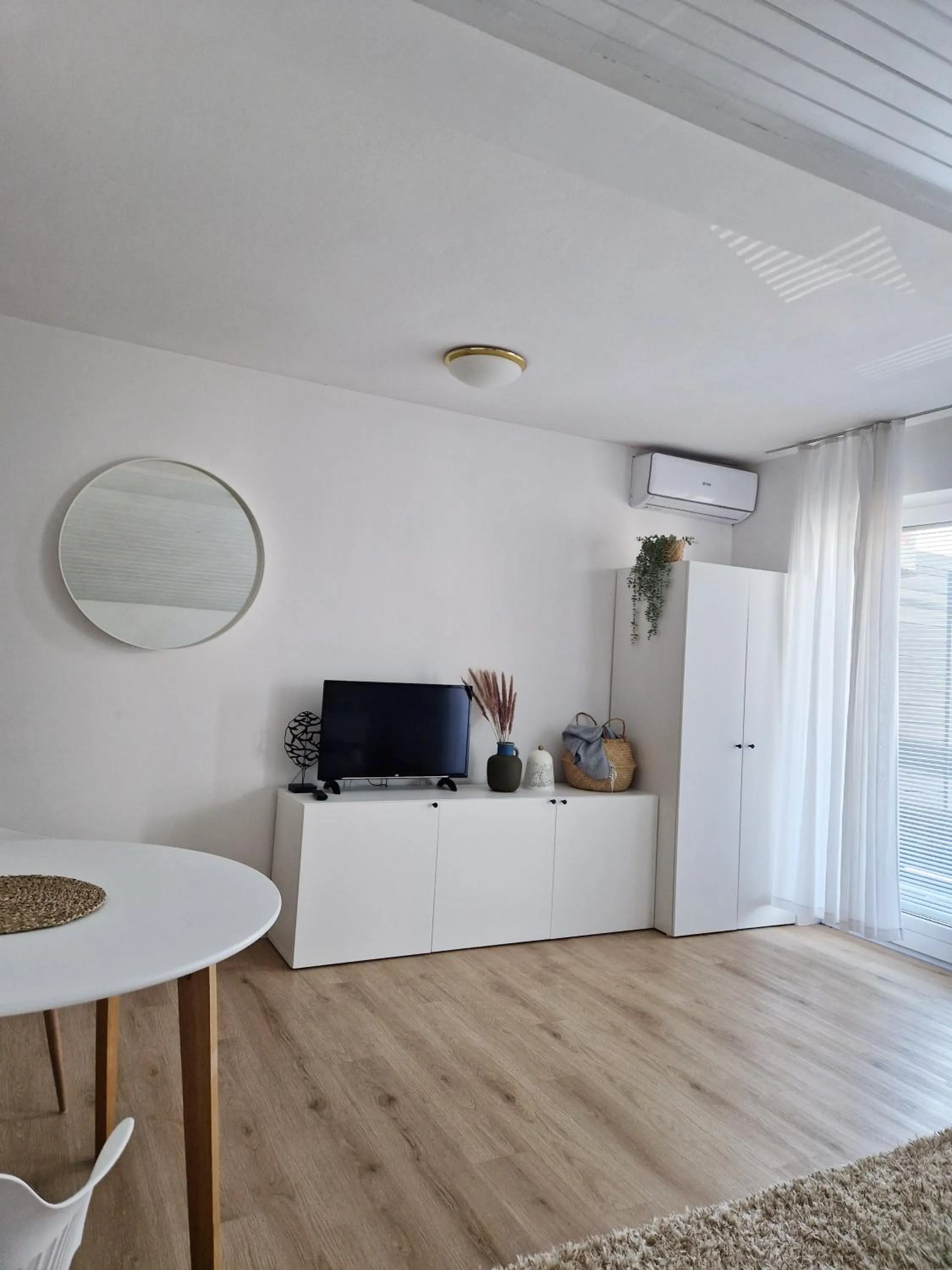 TV and multimedia in Apartments Bassanese