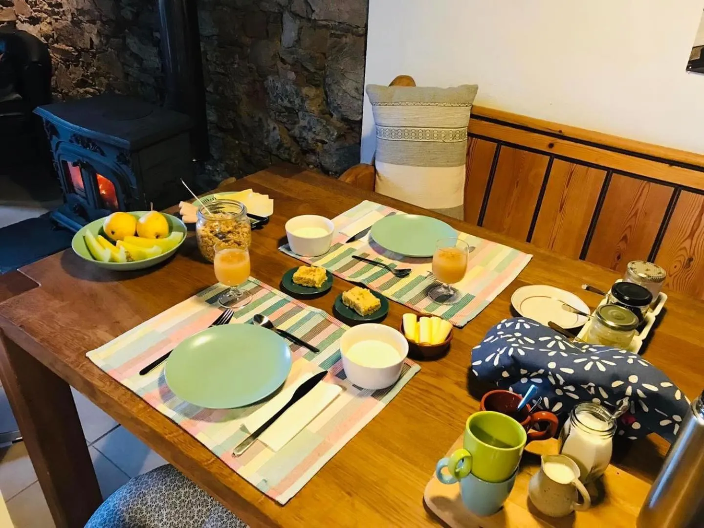 Breakfast in House Of The Three Marias