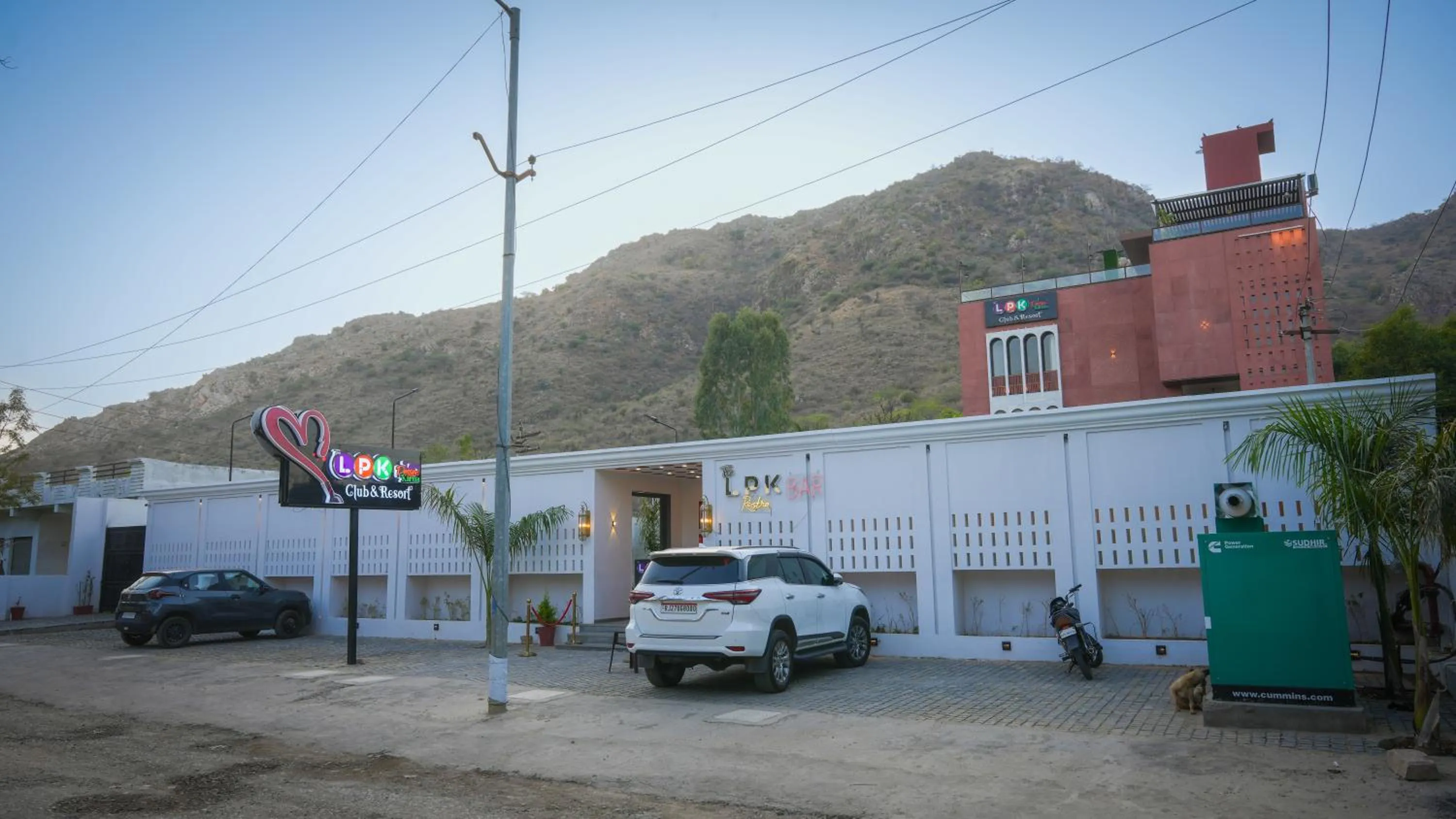 Parking in THE LOVE PASSION KARMA CLUB & RESORT