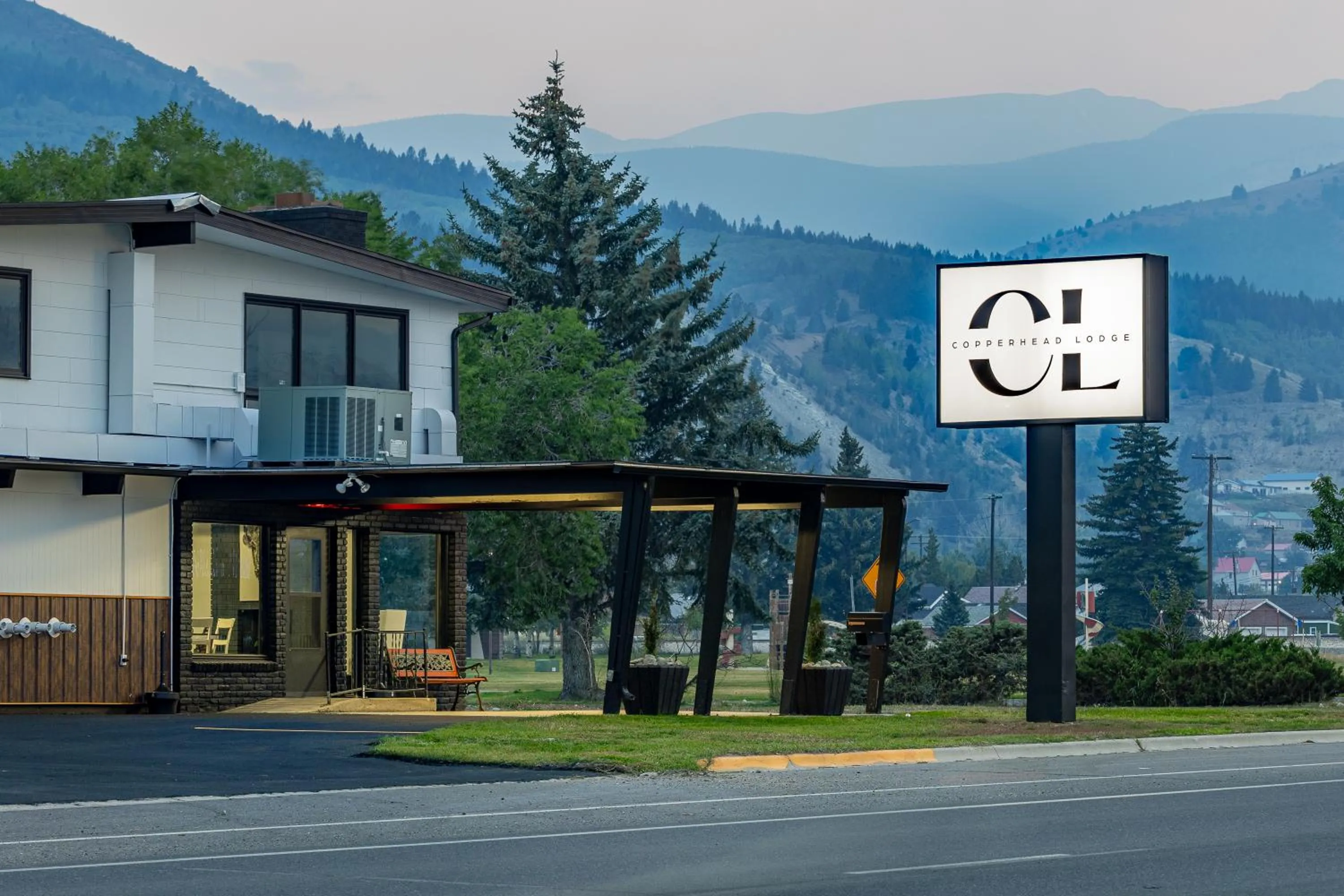 Property building in Copperhead Lodge