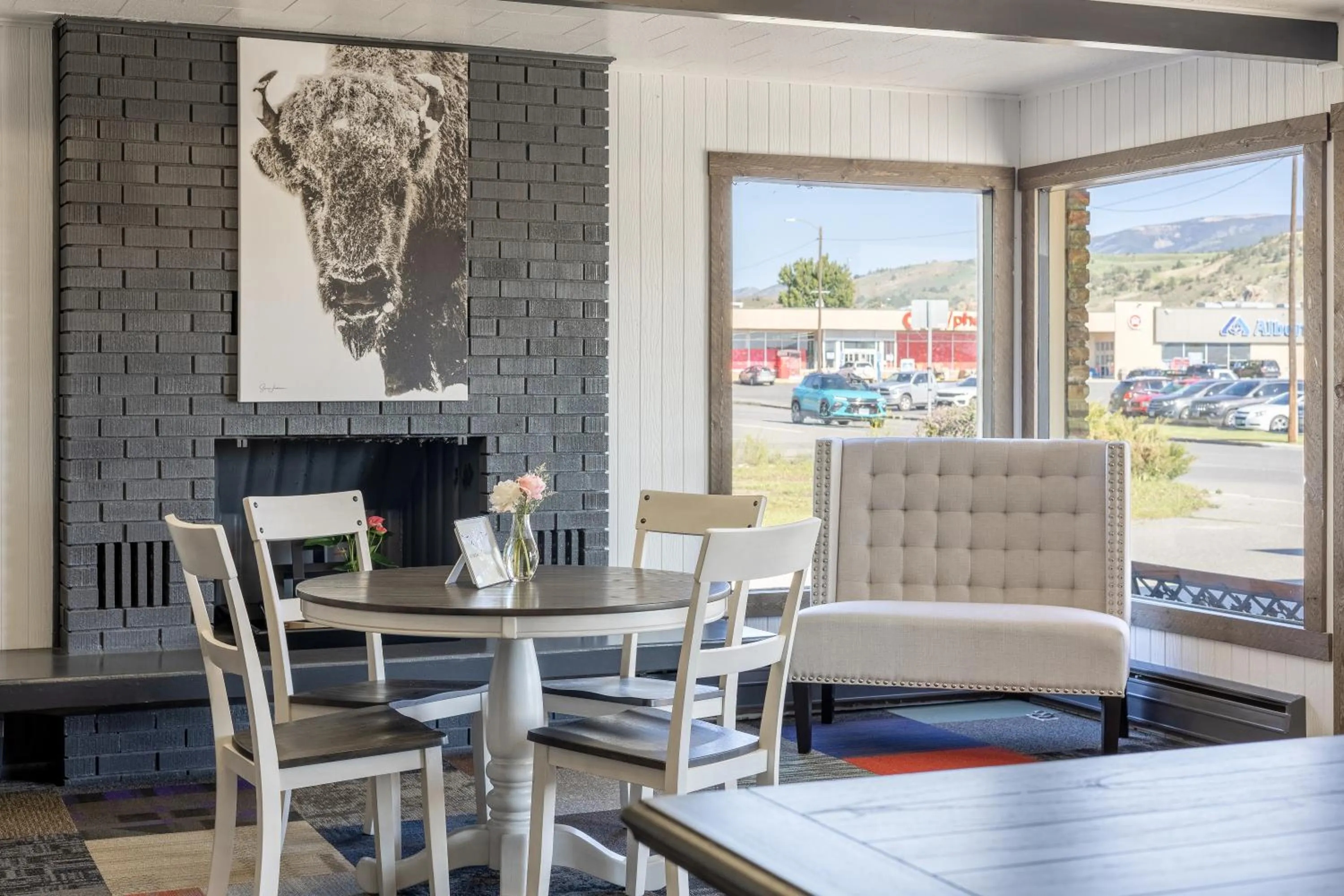 Seating area in Copperhead Lodge