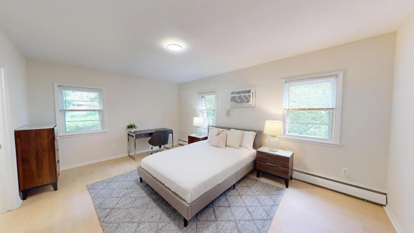 Bed in Pine Brook 1322 I Pool Gym I Free Parking !