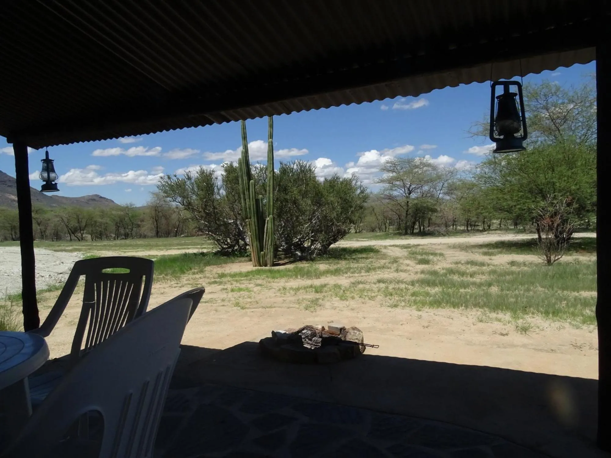 Two-Bedroom House in Otjohotozu Guestfarm