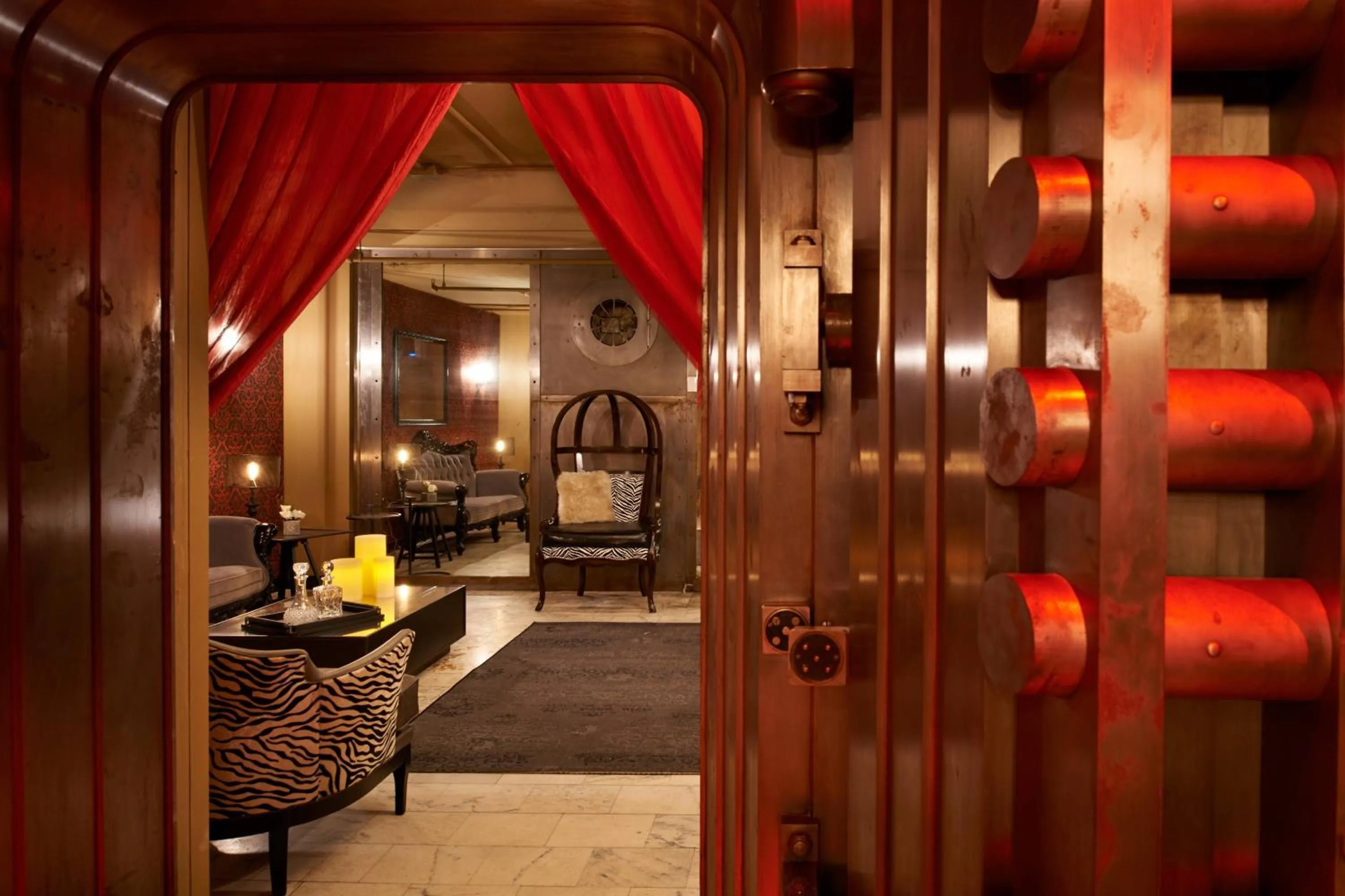 Restaurant/places to eat in Metropolitan at The 9, Autograph Collection