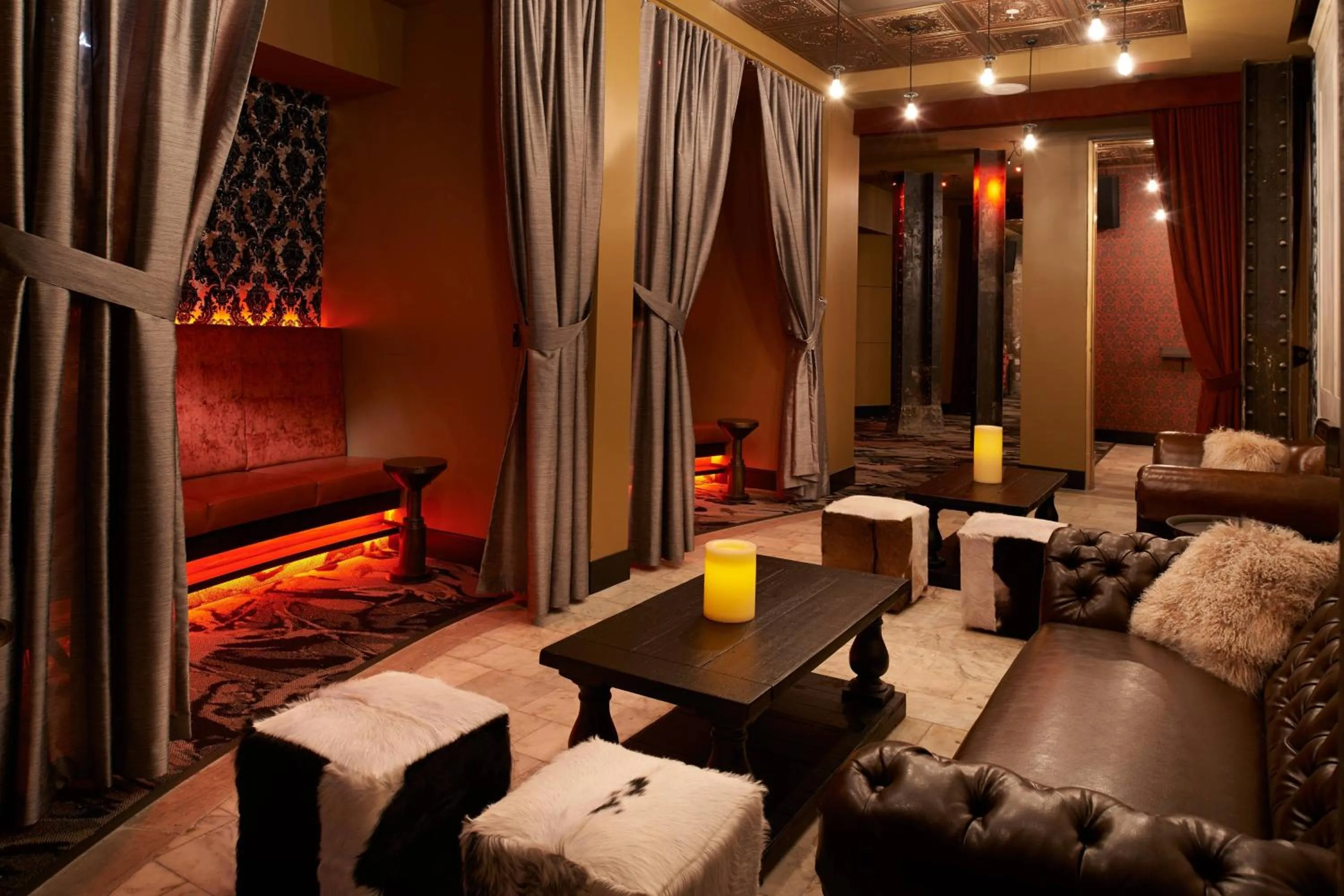 Restaurant/places to eat in Metropolitan at The 9, Autograph Collection