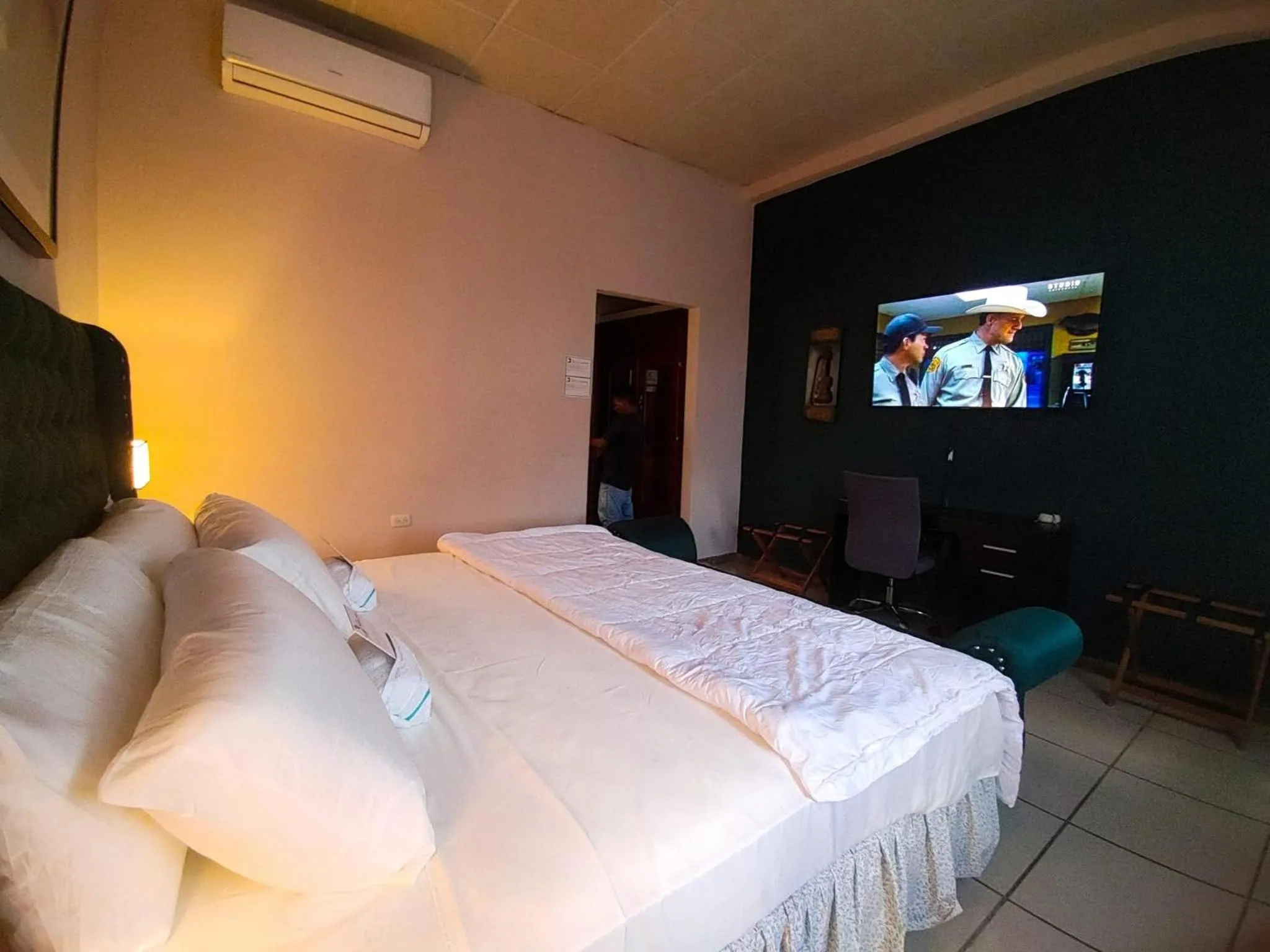 Bed in Hotel El Campanario