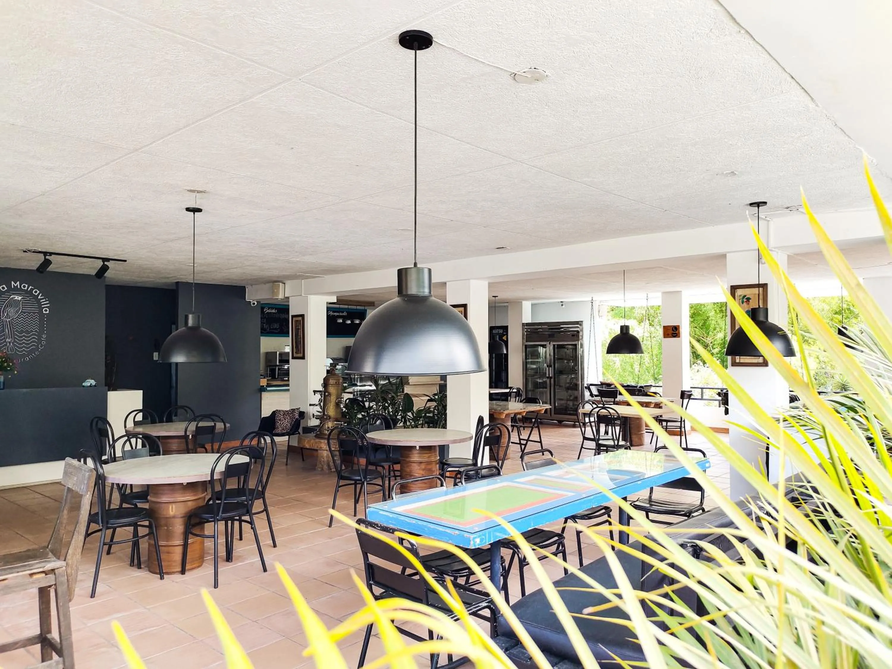 Restaurant/places to eat in Tierra Maravilla