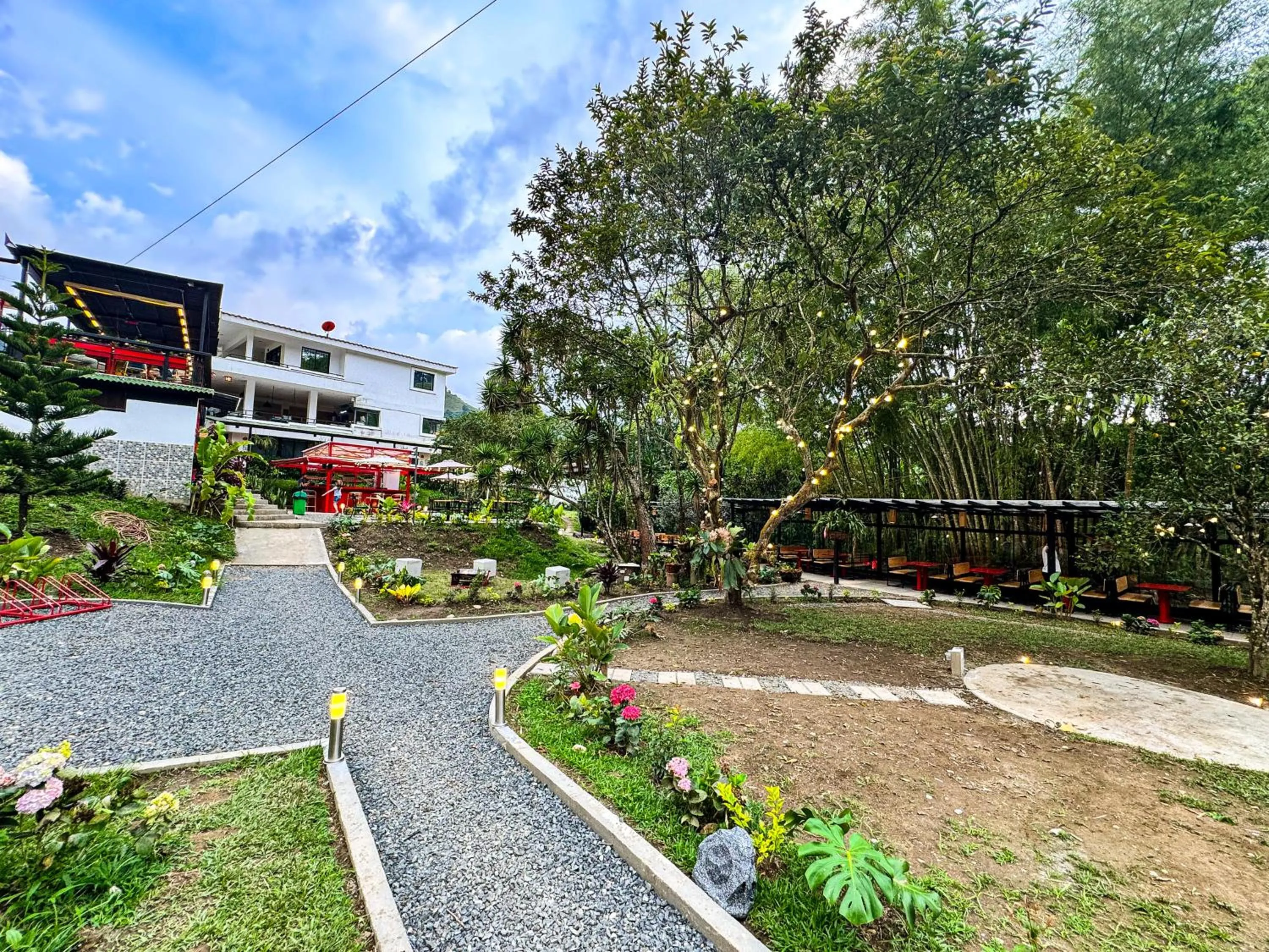 Property building in Tierra Maravilla