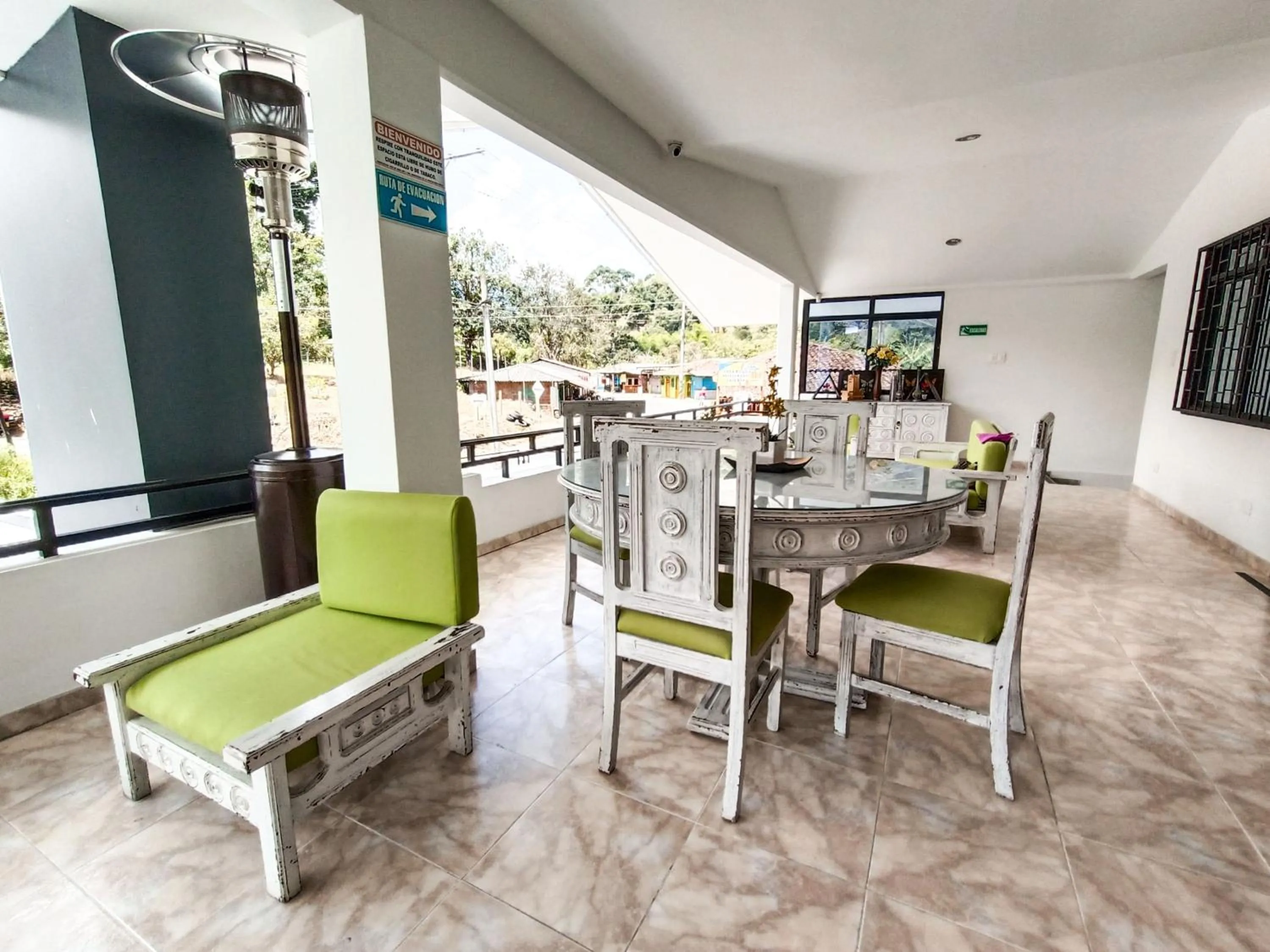 Day in Tierra Maravilla