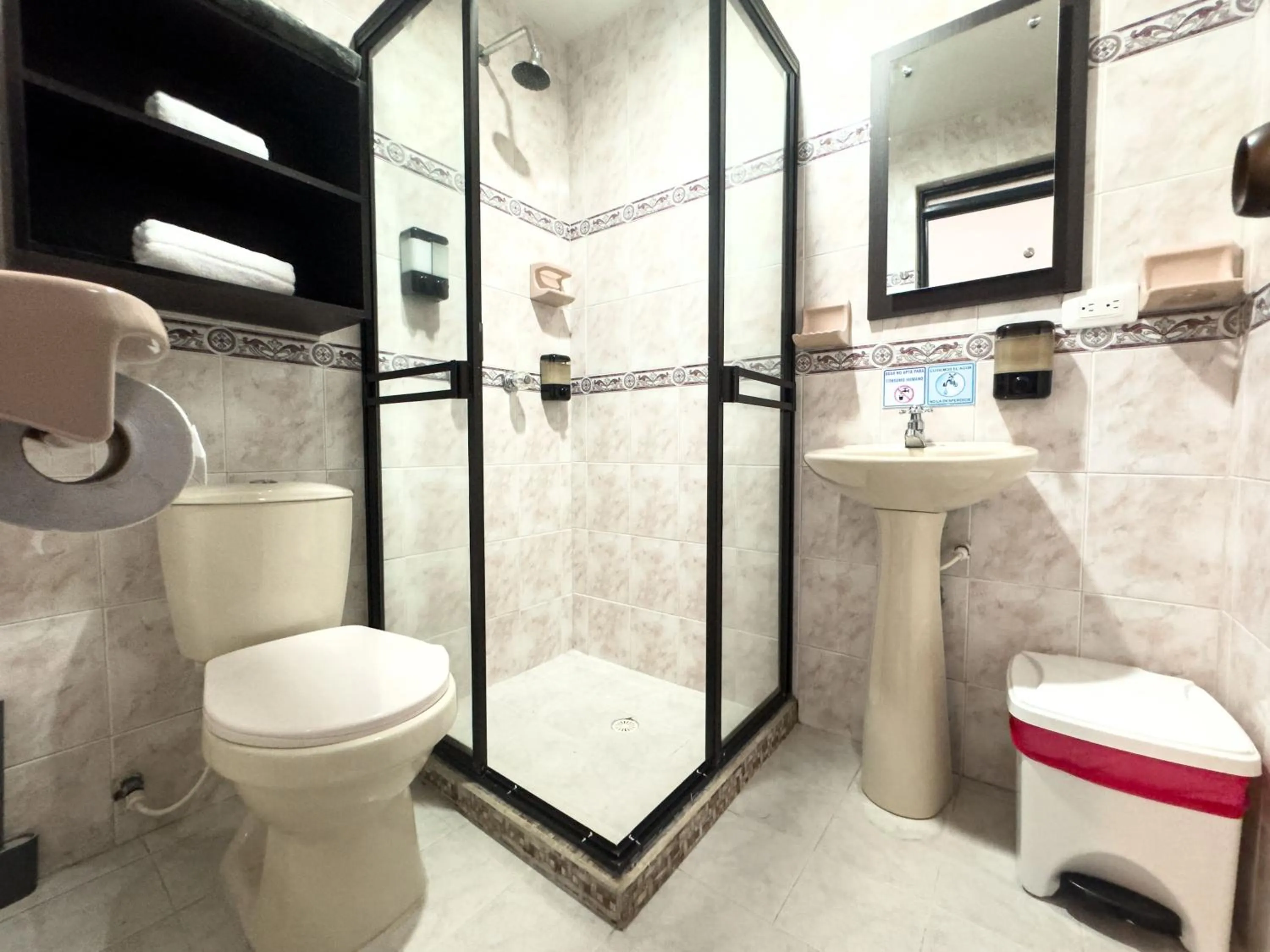 Shower in Tierra Maravilla