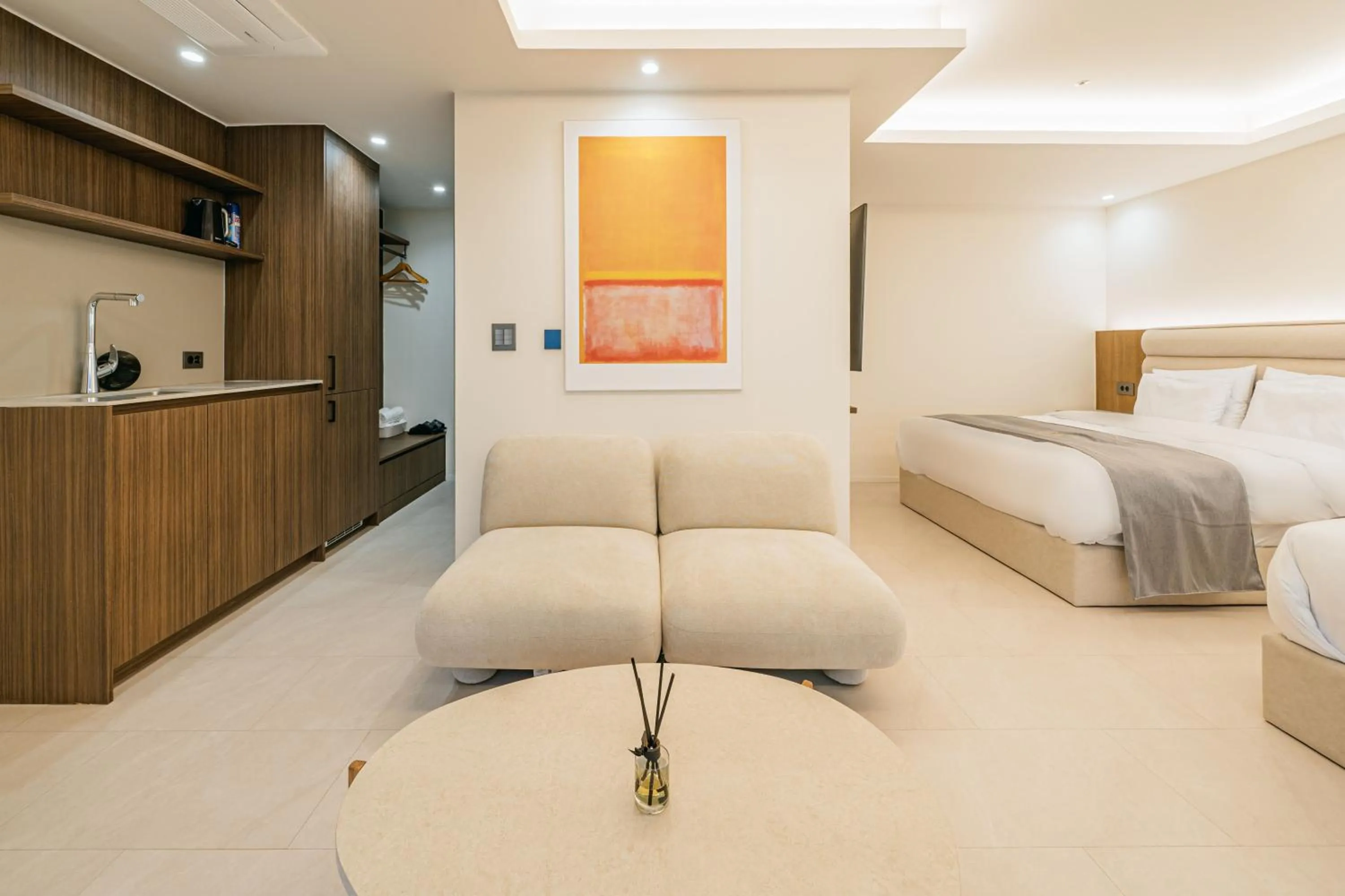 Bed in Haeilri Pool&SPA Hotel