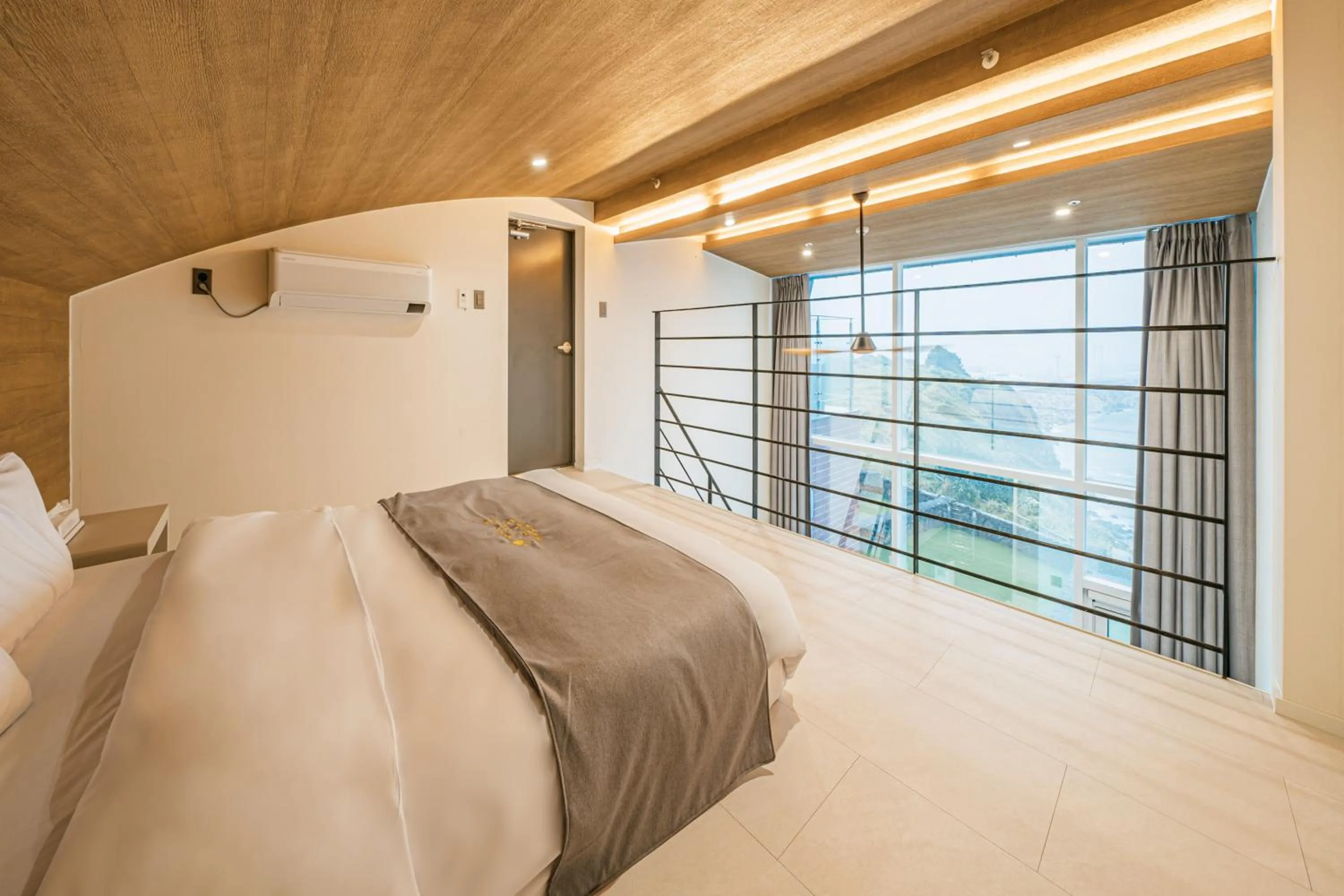 Bed in Haeilri Pool&SPA Hotel