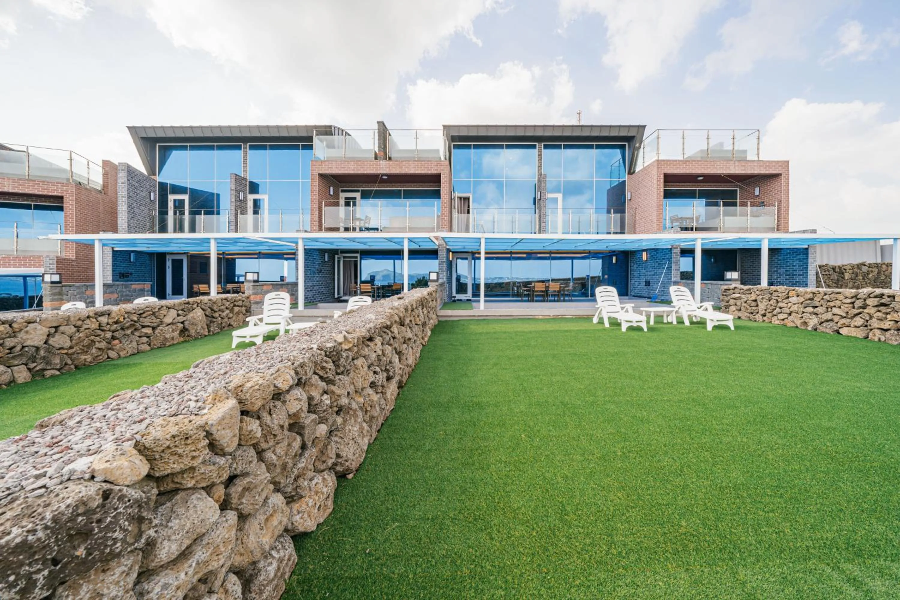 Haeilri Pool&SPA Hotel