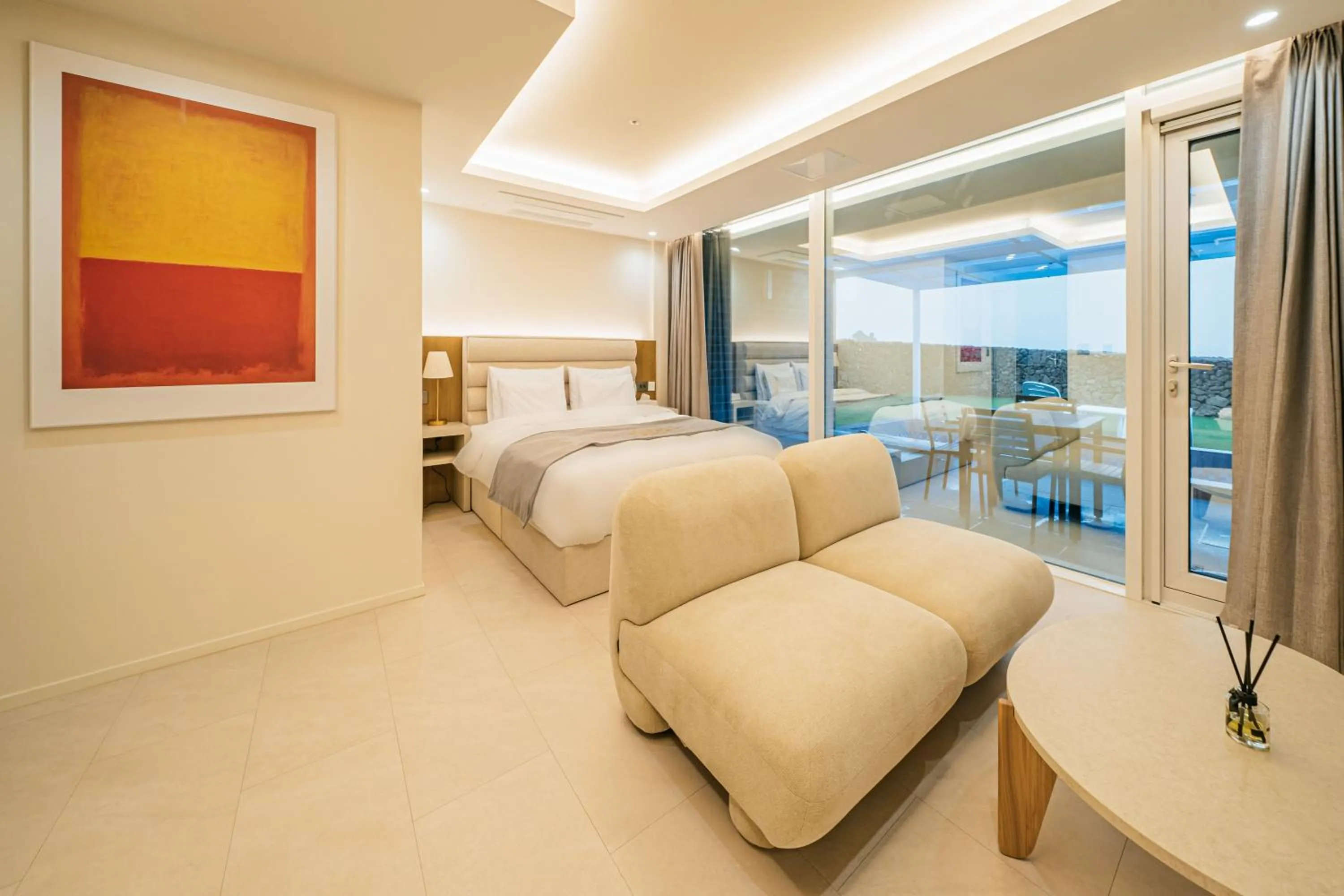 Bed in Haeilri Pool&SPA Hotel