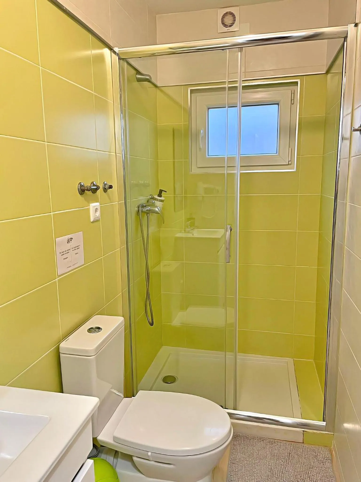 Bathroom in Granny´s Guesthouse