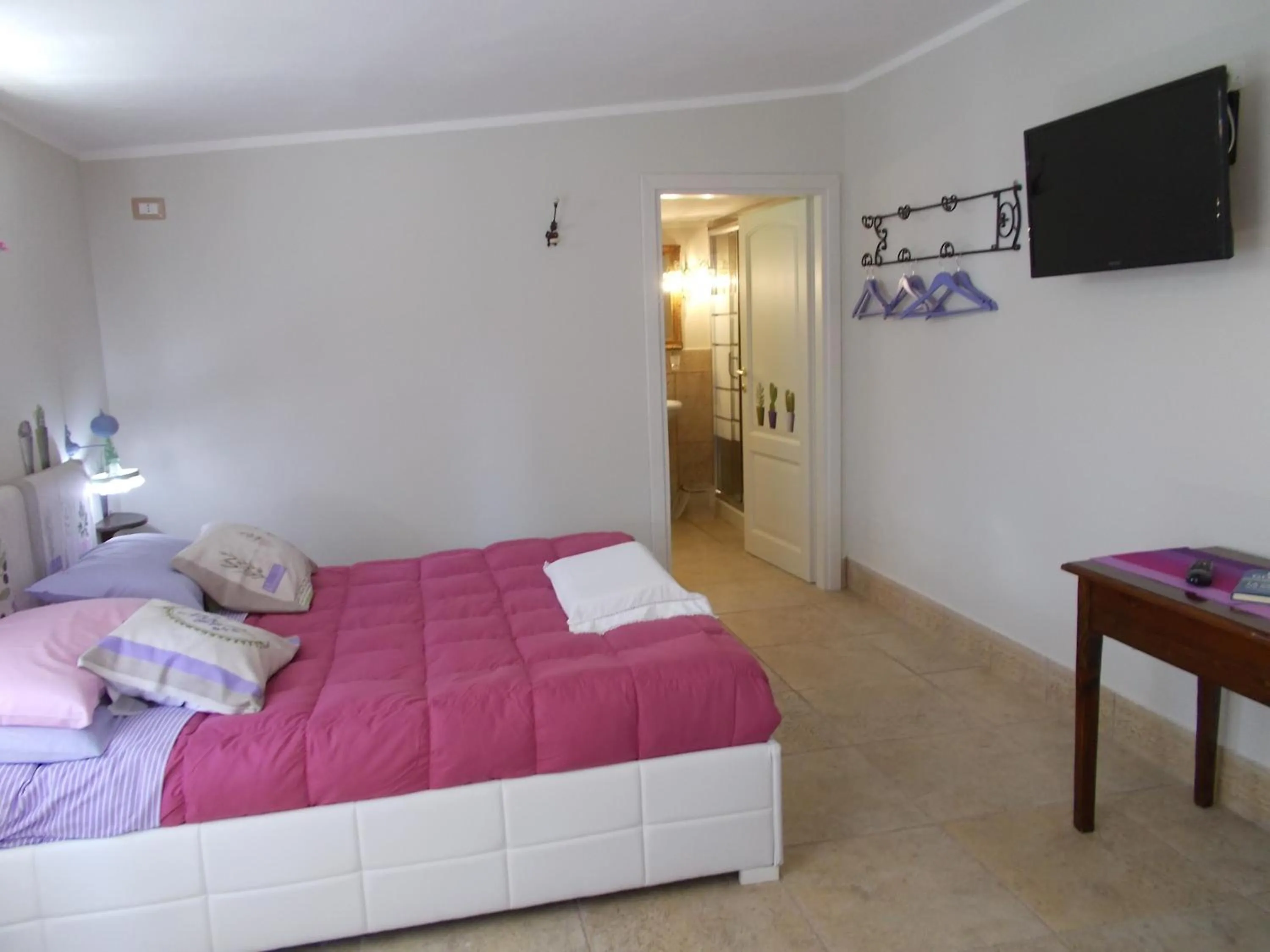 Photo of the whole room, Bed in casa di campagna dal pozzo