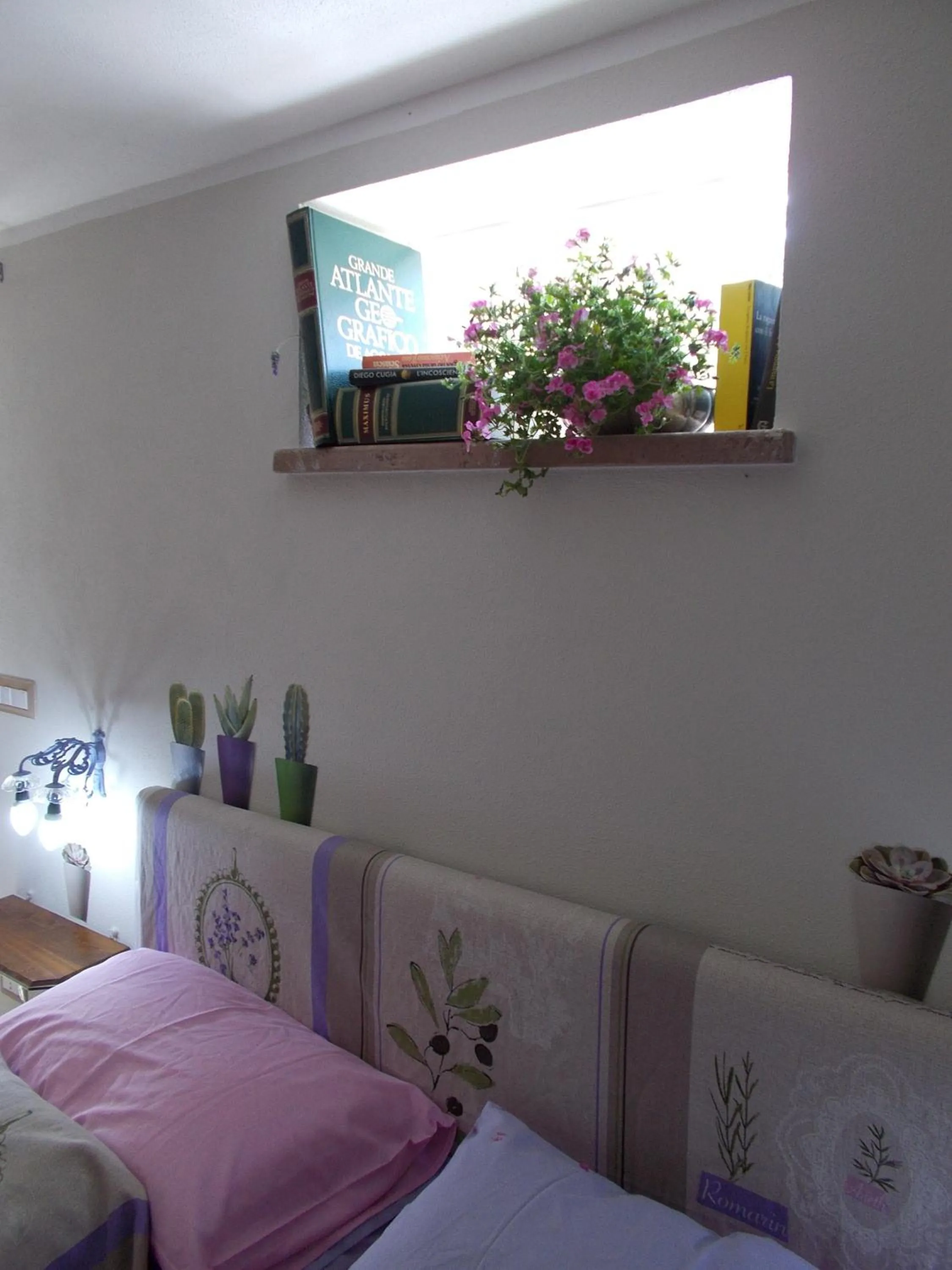 Bed in casa di campagna dal pozzo