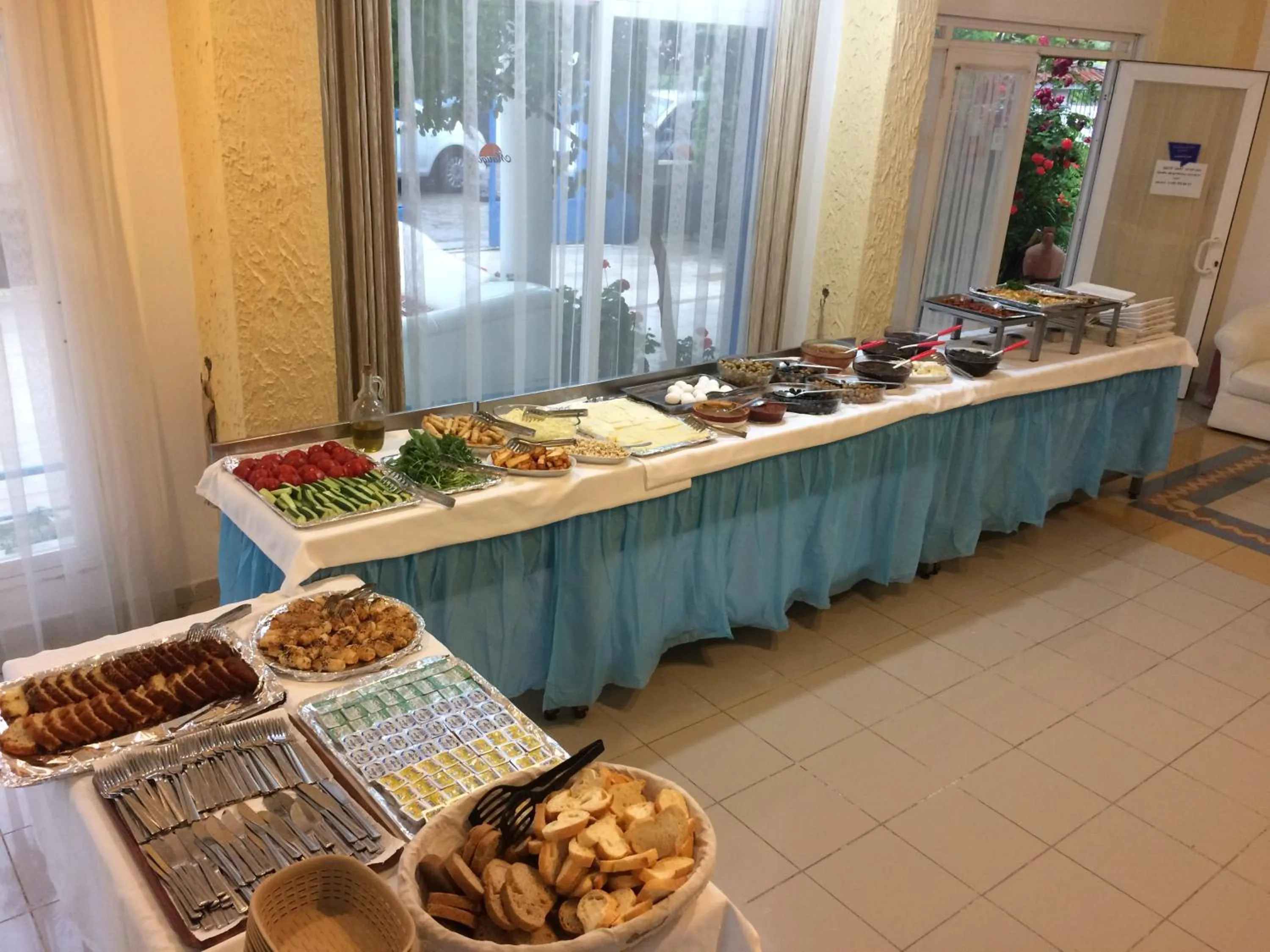 Breakfast in Marigold Otel