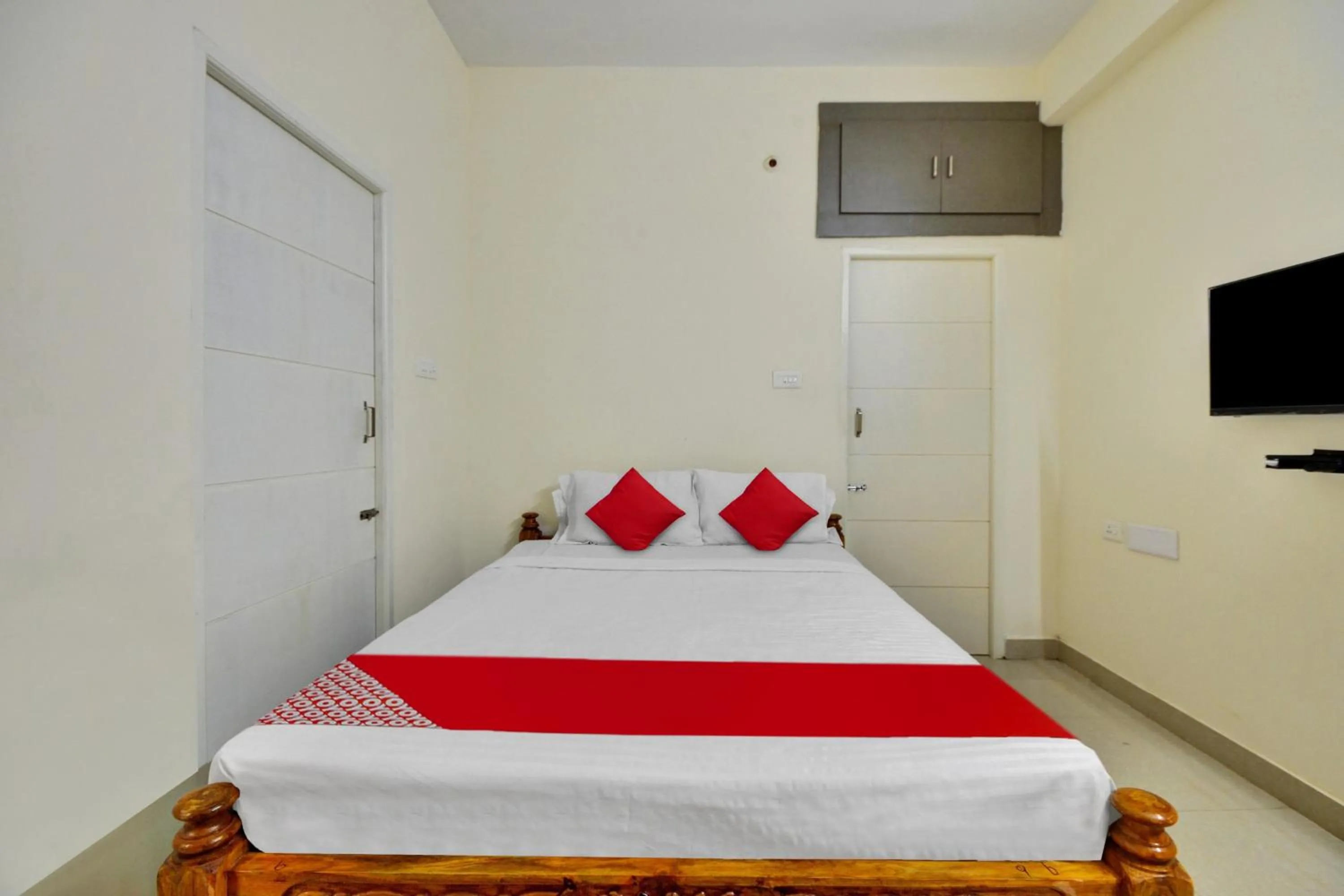 Bedroom, Bed in Hotel O Hotel Snowdrop