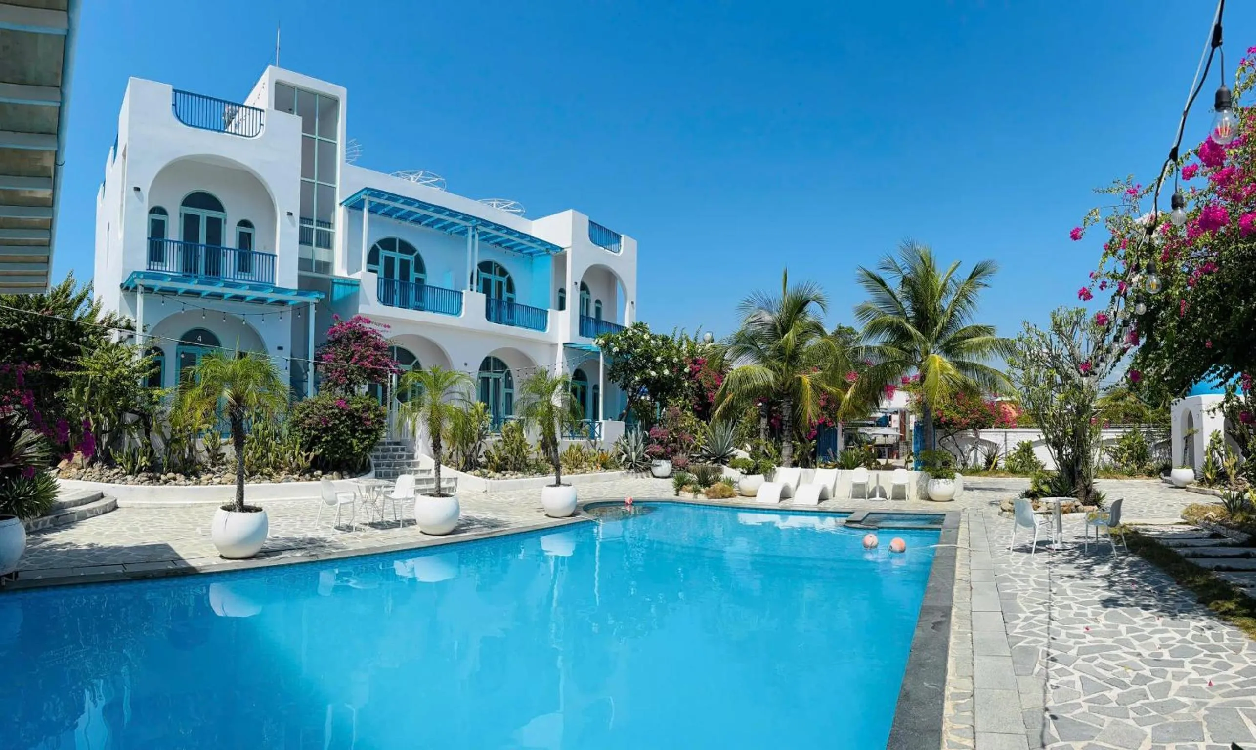 Santorini Villa Cam Ranh