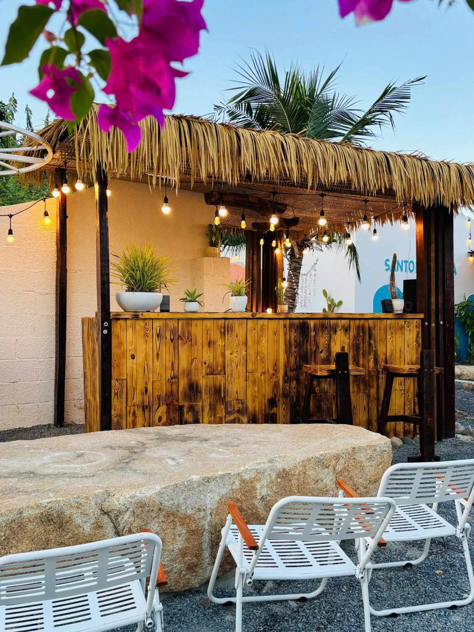 Restaurant/places to eat in Santorini Villa Cam Ranh