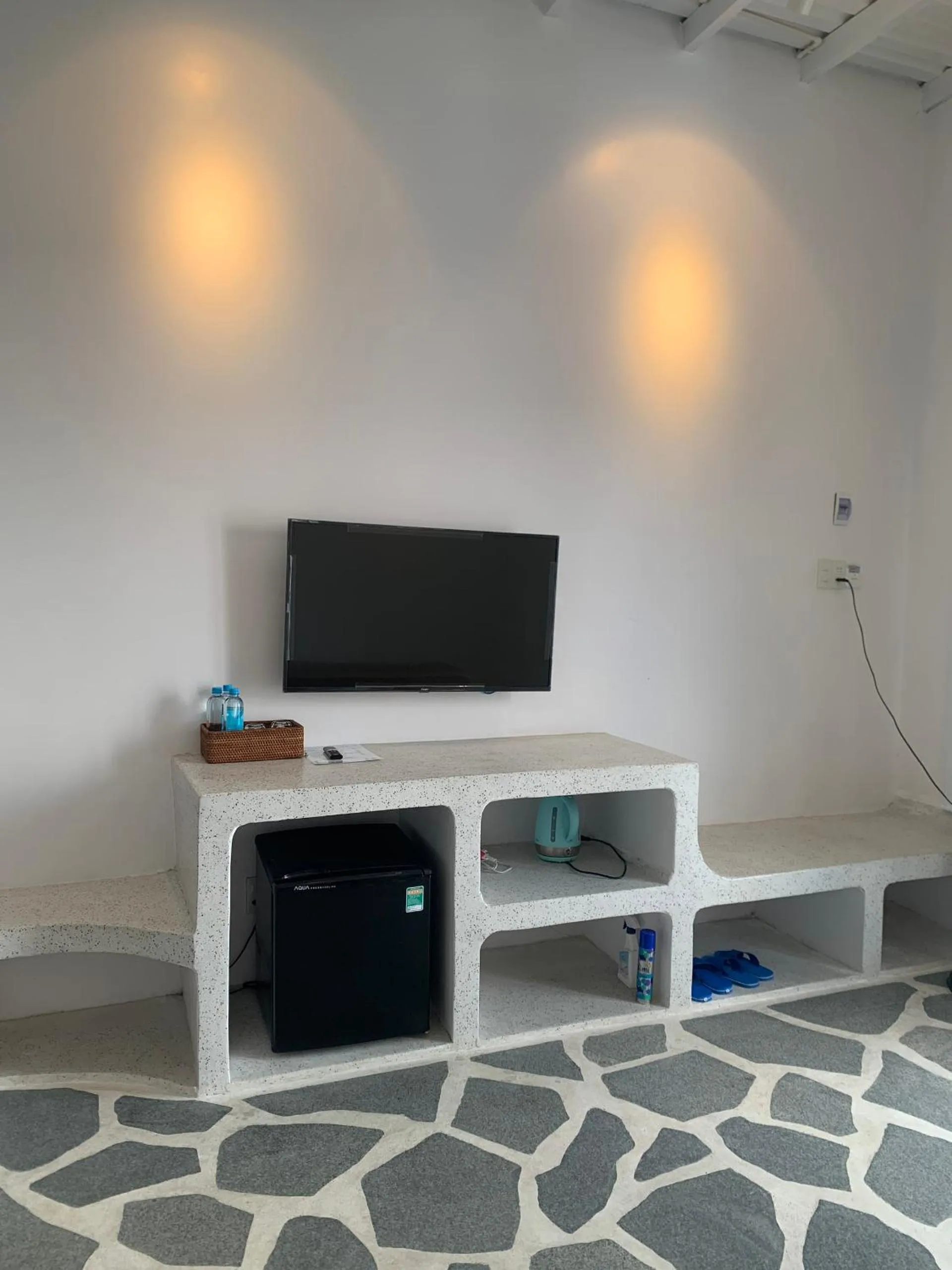 TV and multimedia in Santorini Villa Cam Ranh