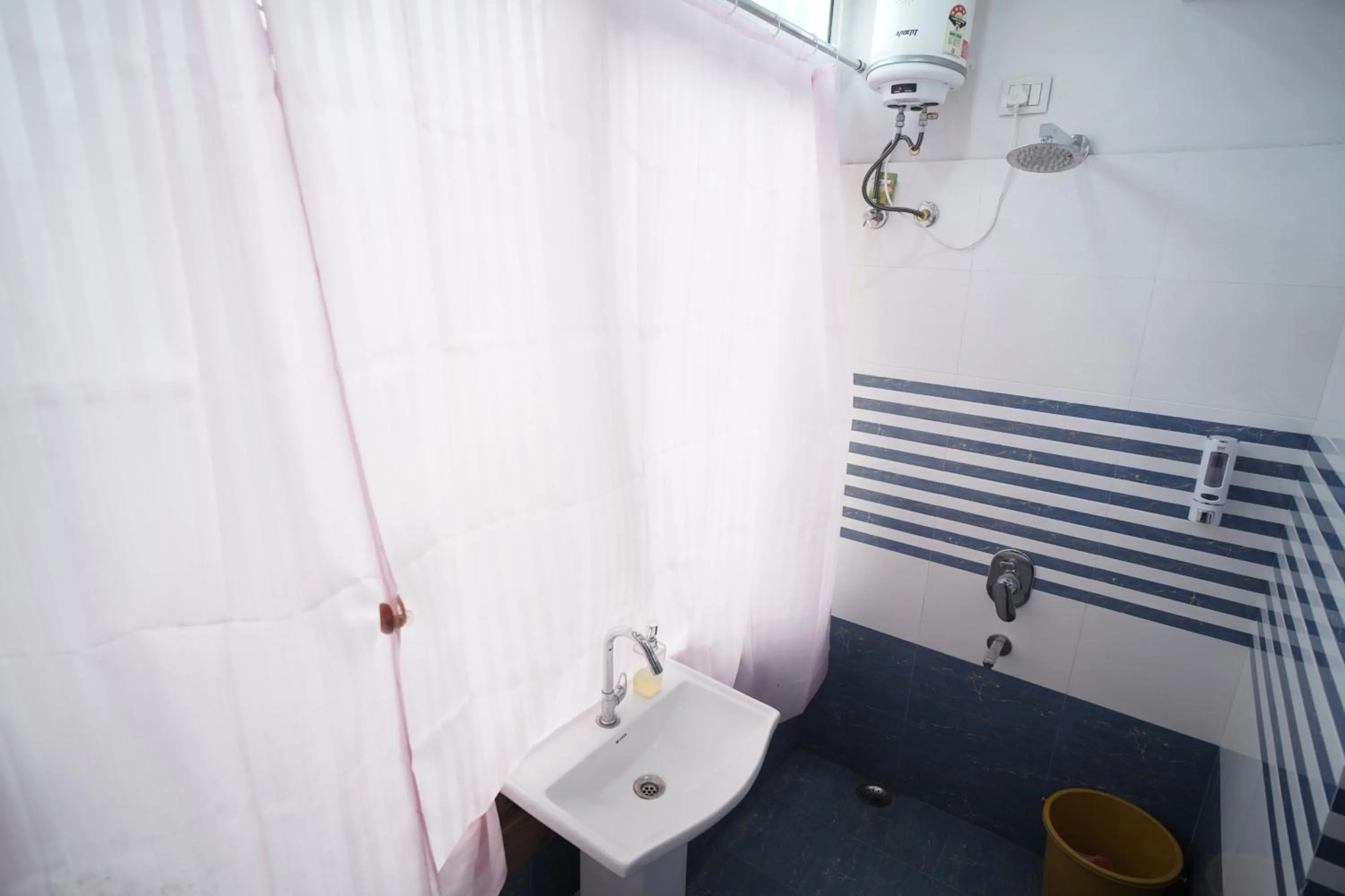 Shower in Hostel Funky Bunky