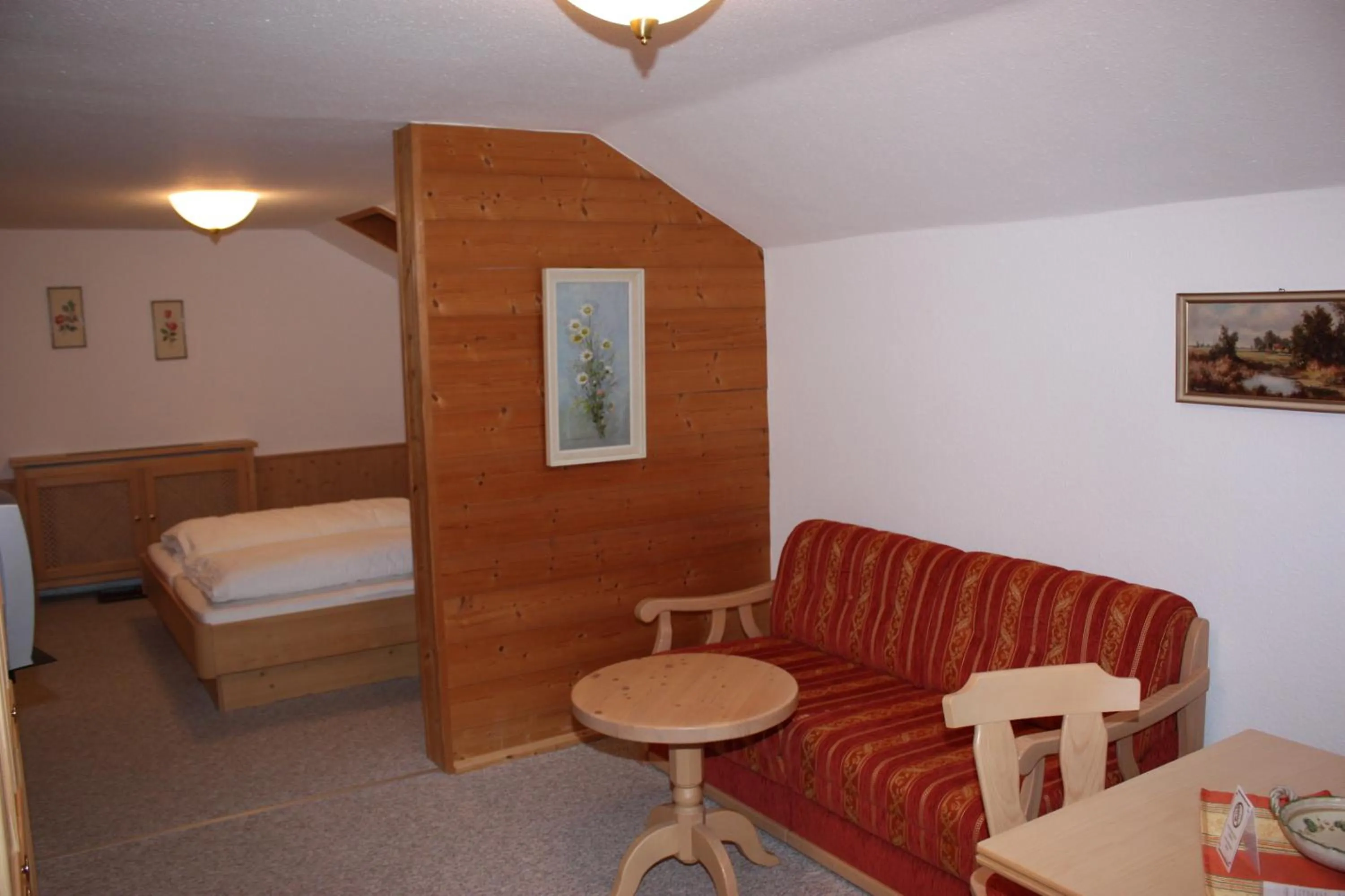 Photo of the whole room in Gasthaus Aiplspitz