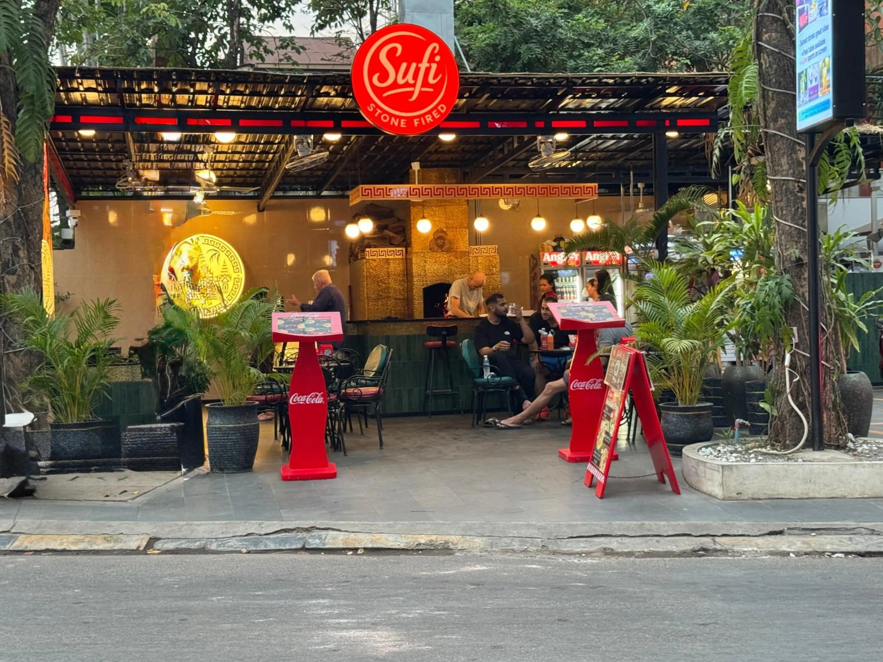 Restaurant/places to eat in Nico’s Hotel and SkyBar