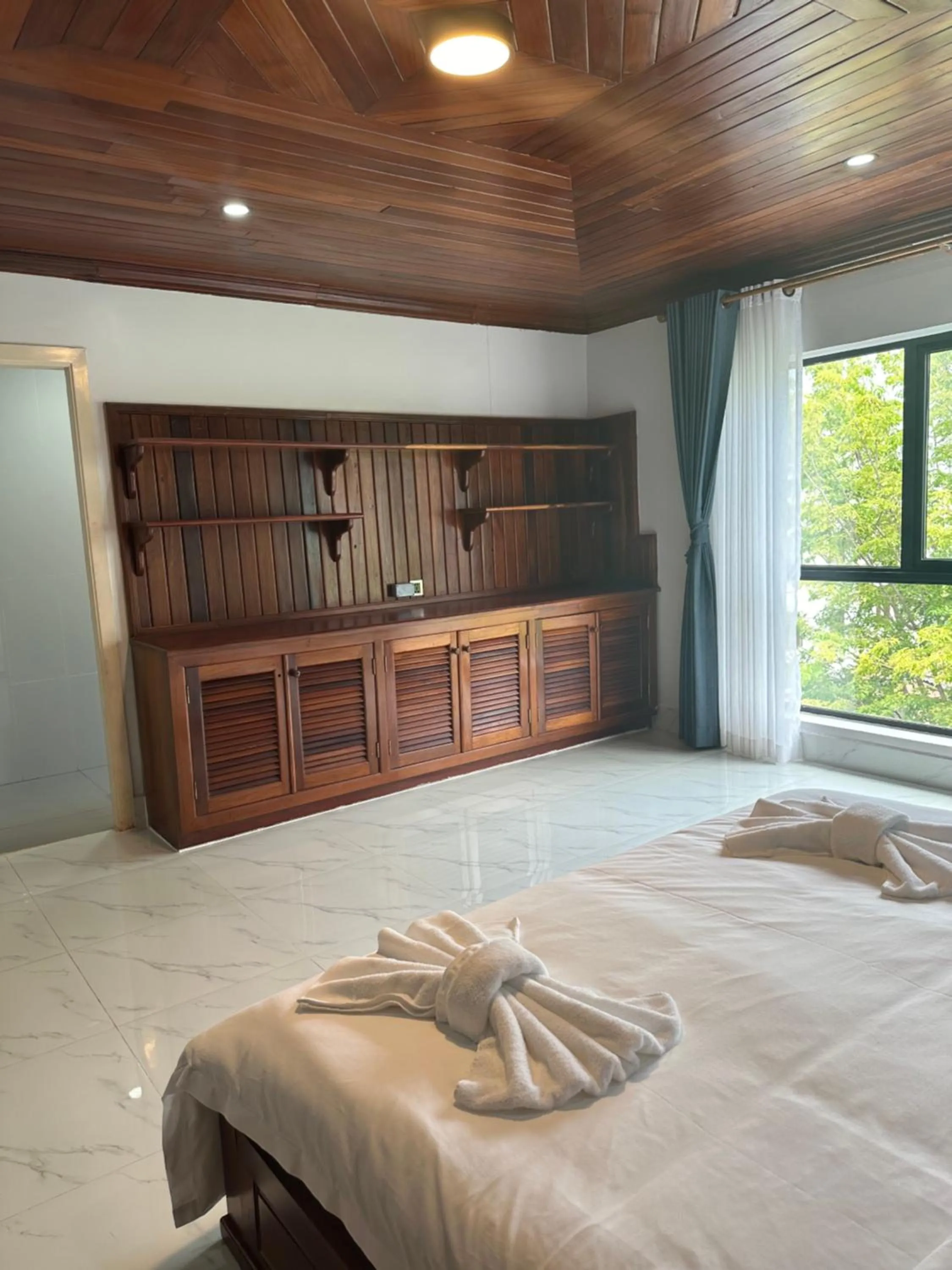 Bedroom, Bed in Nico’s Hotel and SkyBar