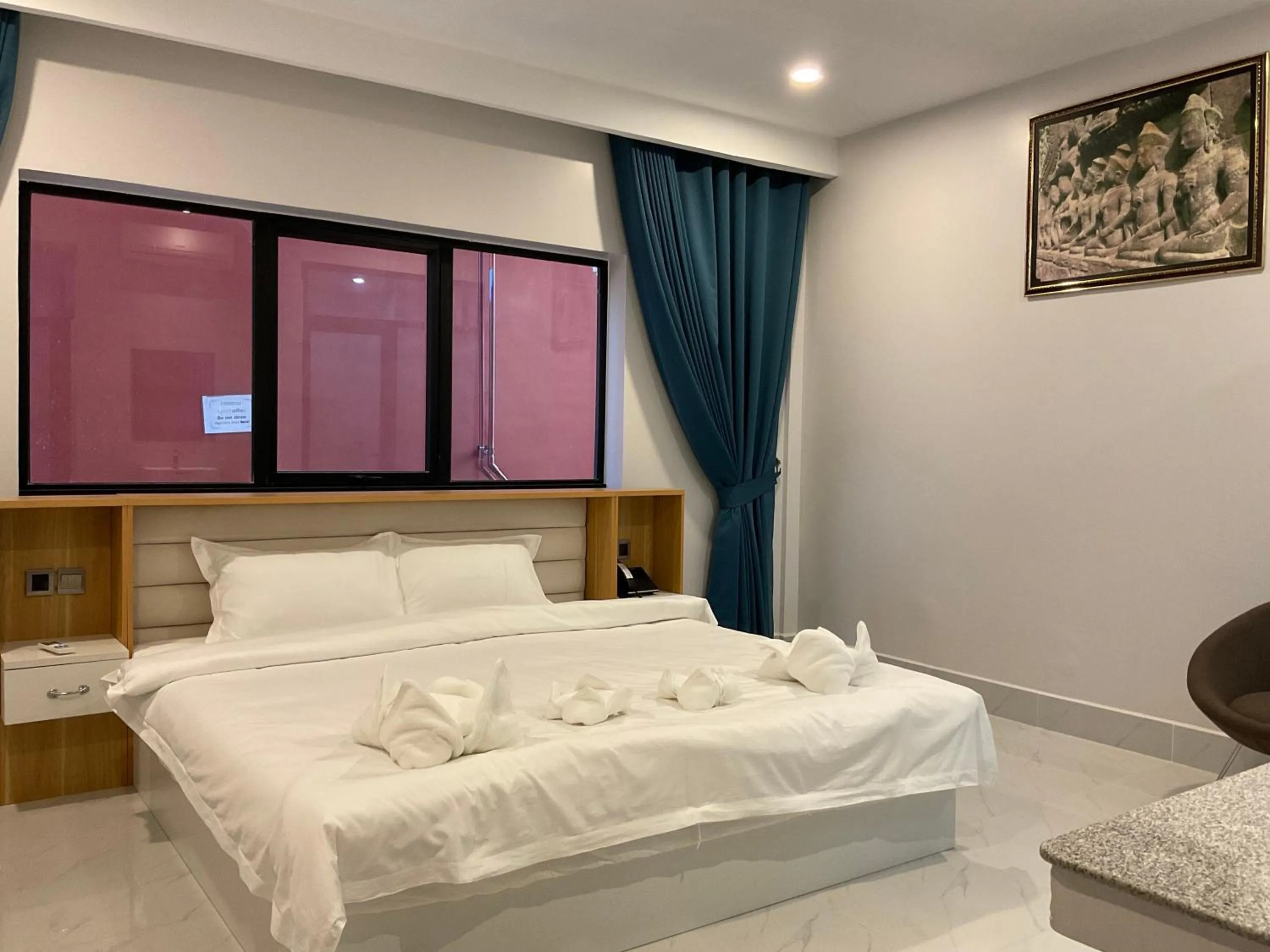 Bedroom, Bed in Nico’s Hotel and SkyBar