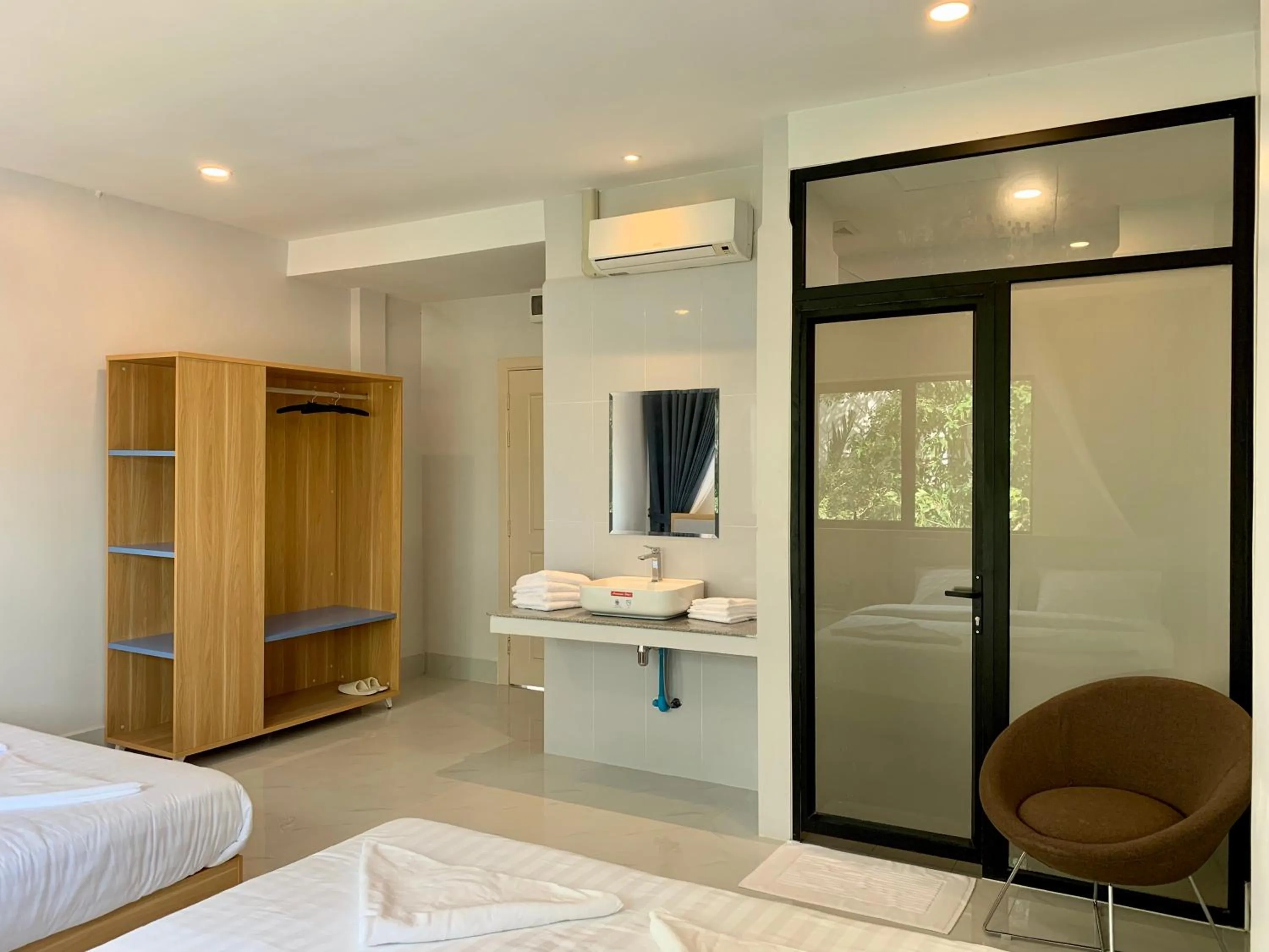 Bedroom, Bed in Nico’s Hotel and SkyBar