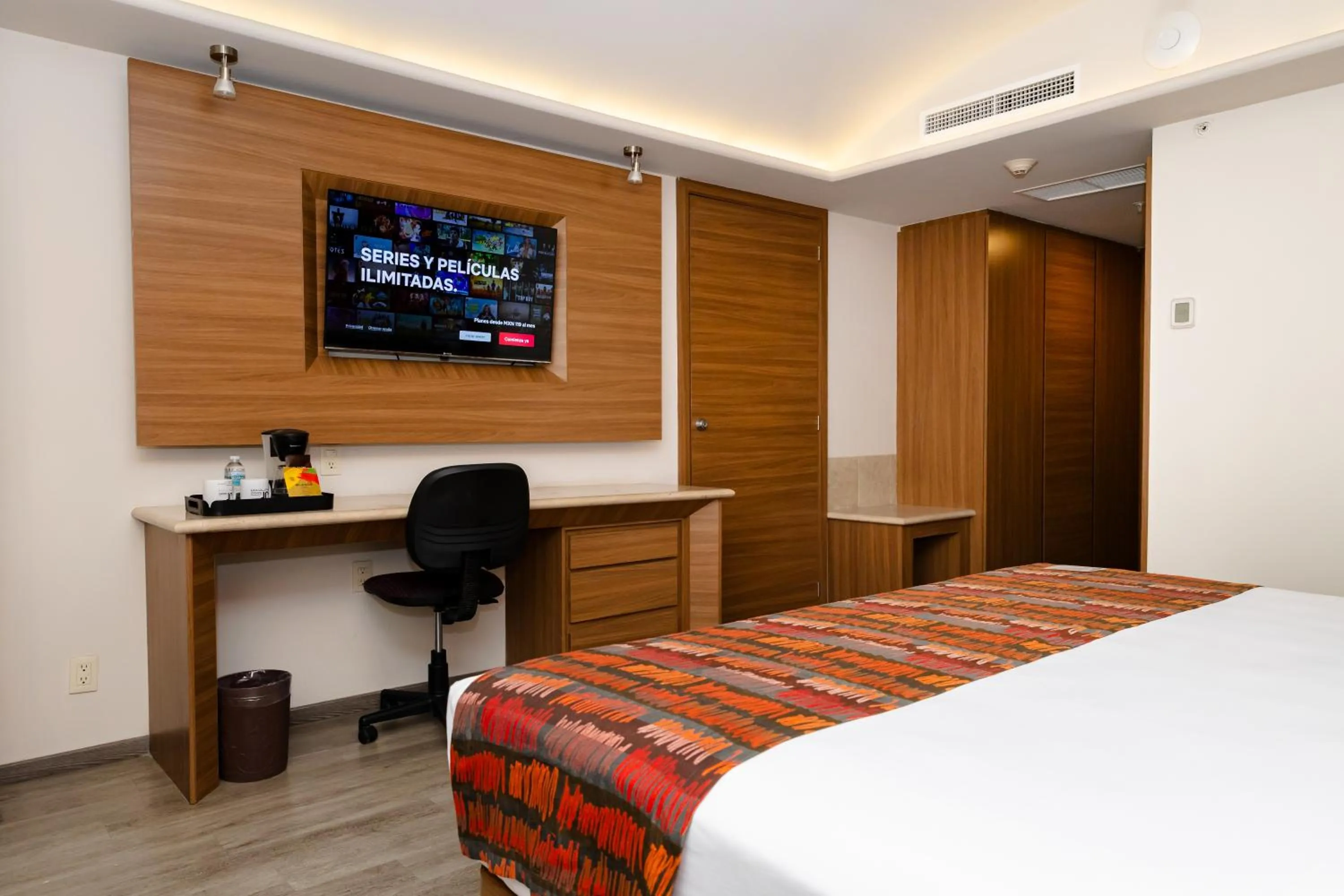 Bed in JF Grand Puebla