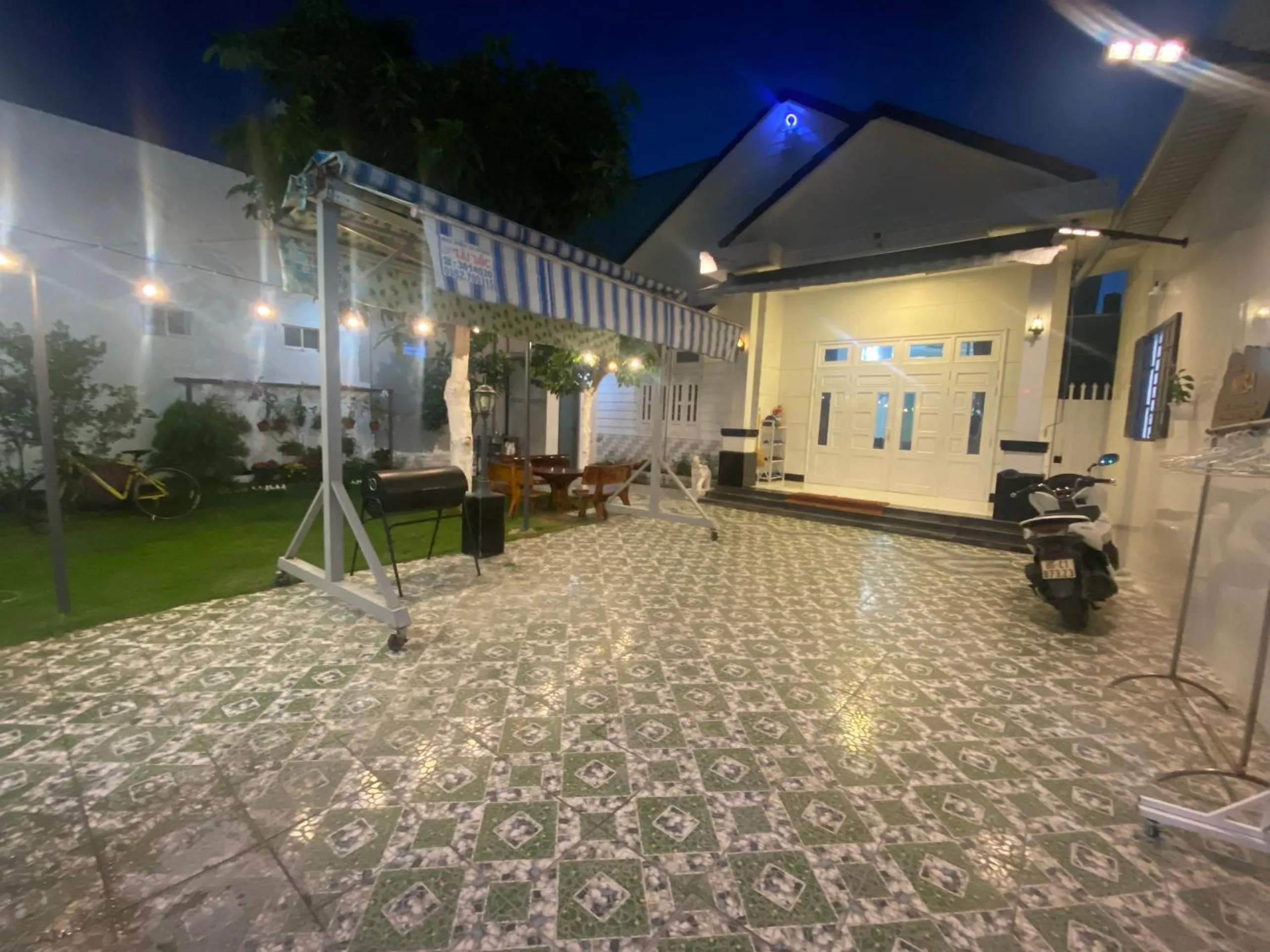 Night in Villa sân vườn Misa