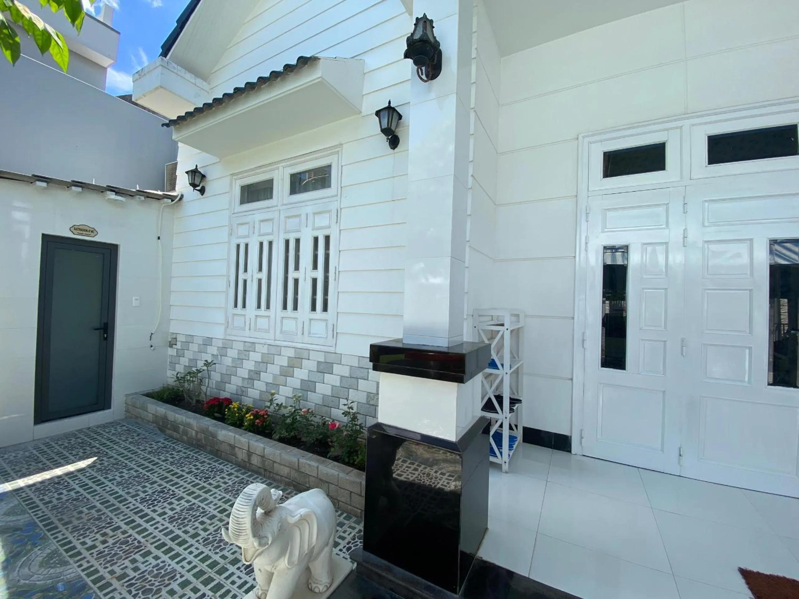 Property building in Villa sân vườn Misa