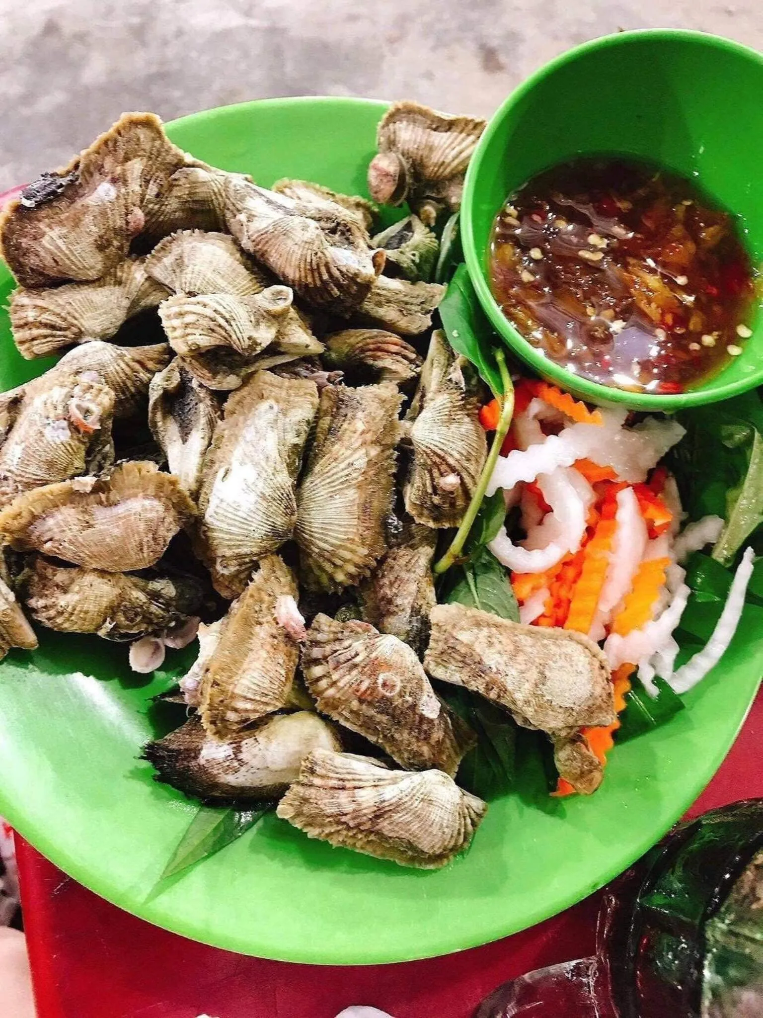 Food and drinks in Villa sân vườn Misa