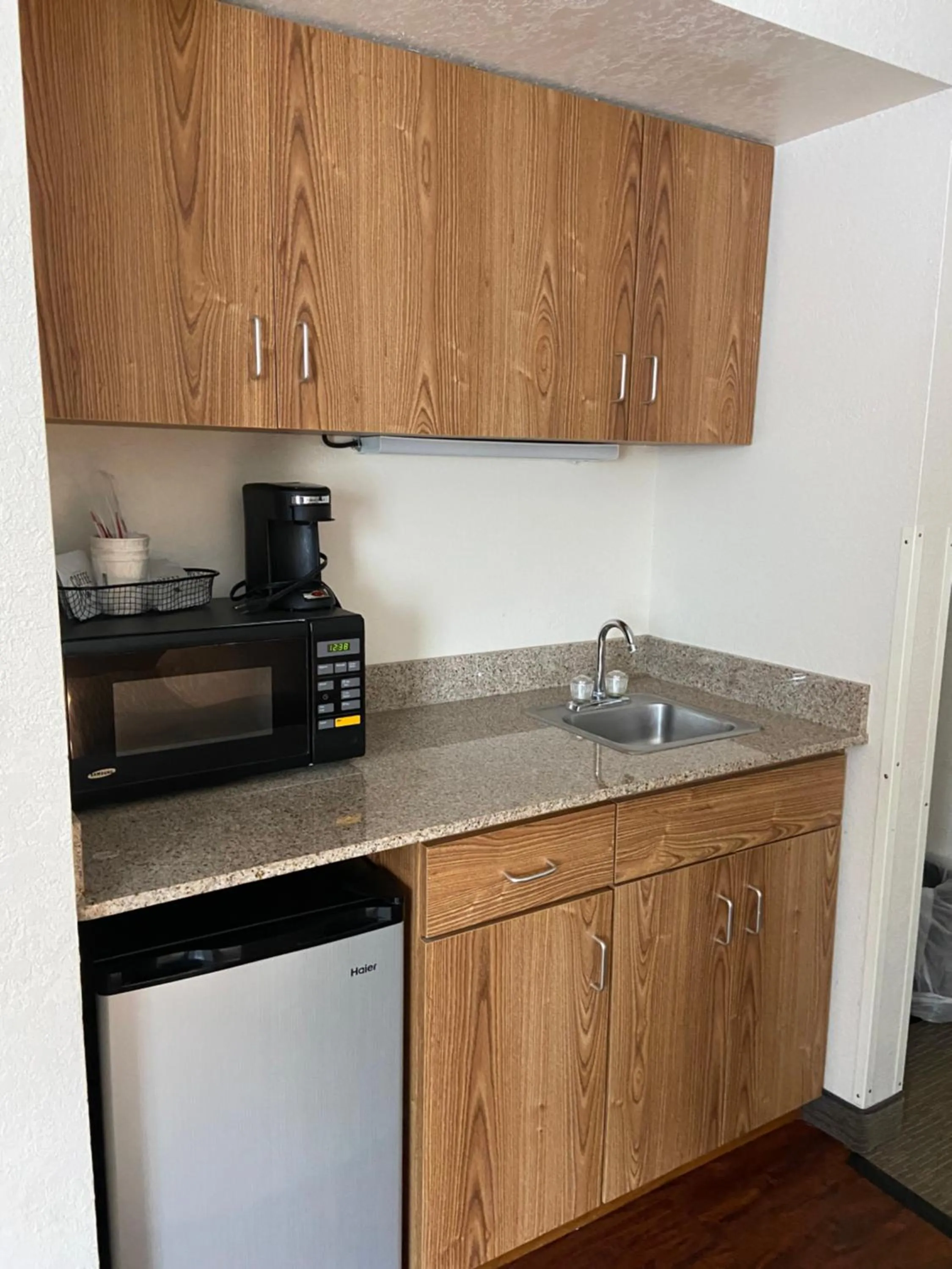 Kitchen or kitchenette in Super 8 by Wyndham La Crosse