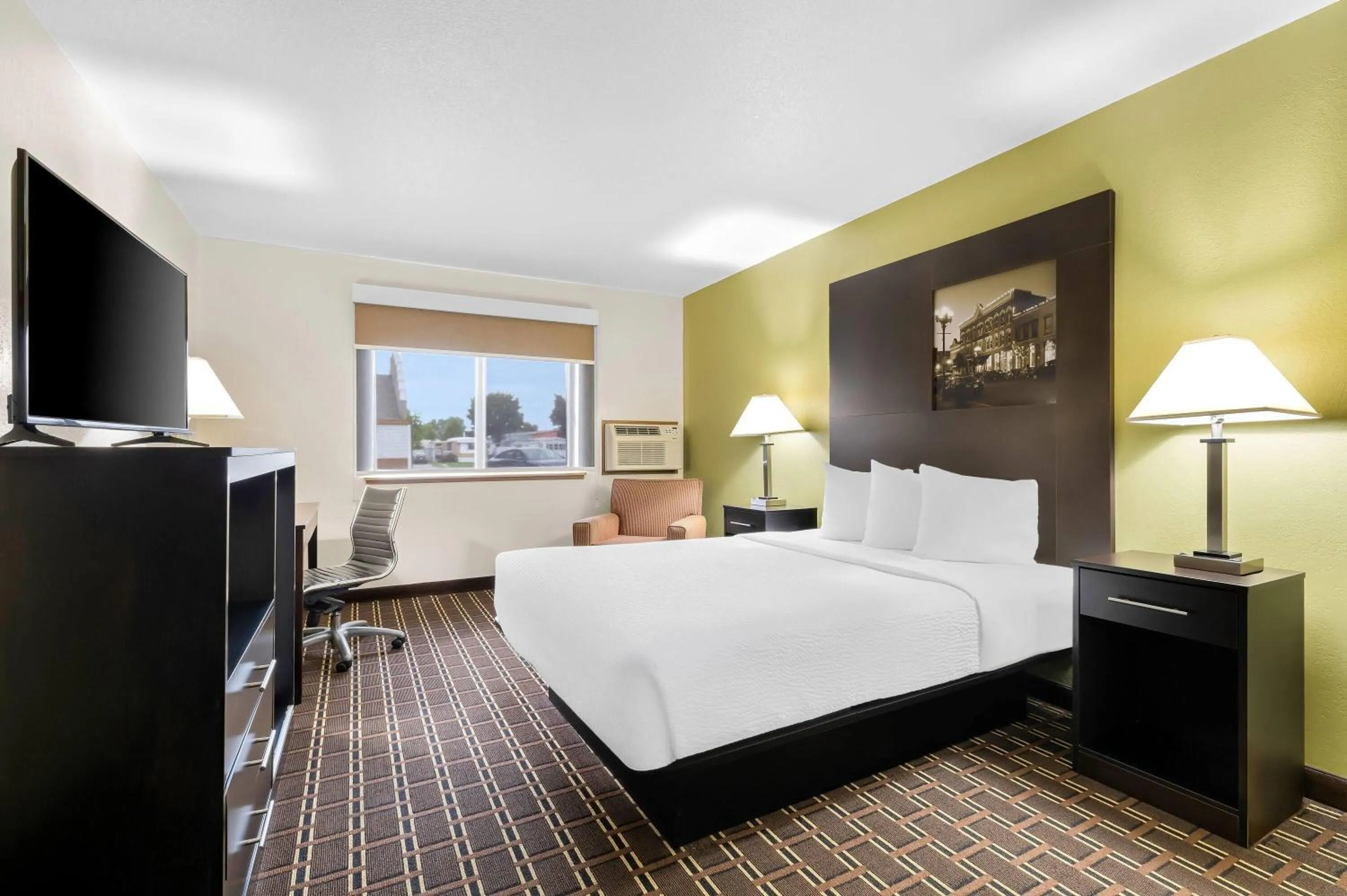 Bed in Super 8 by Wyndham La Crosse