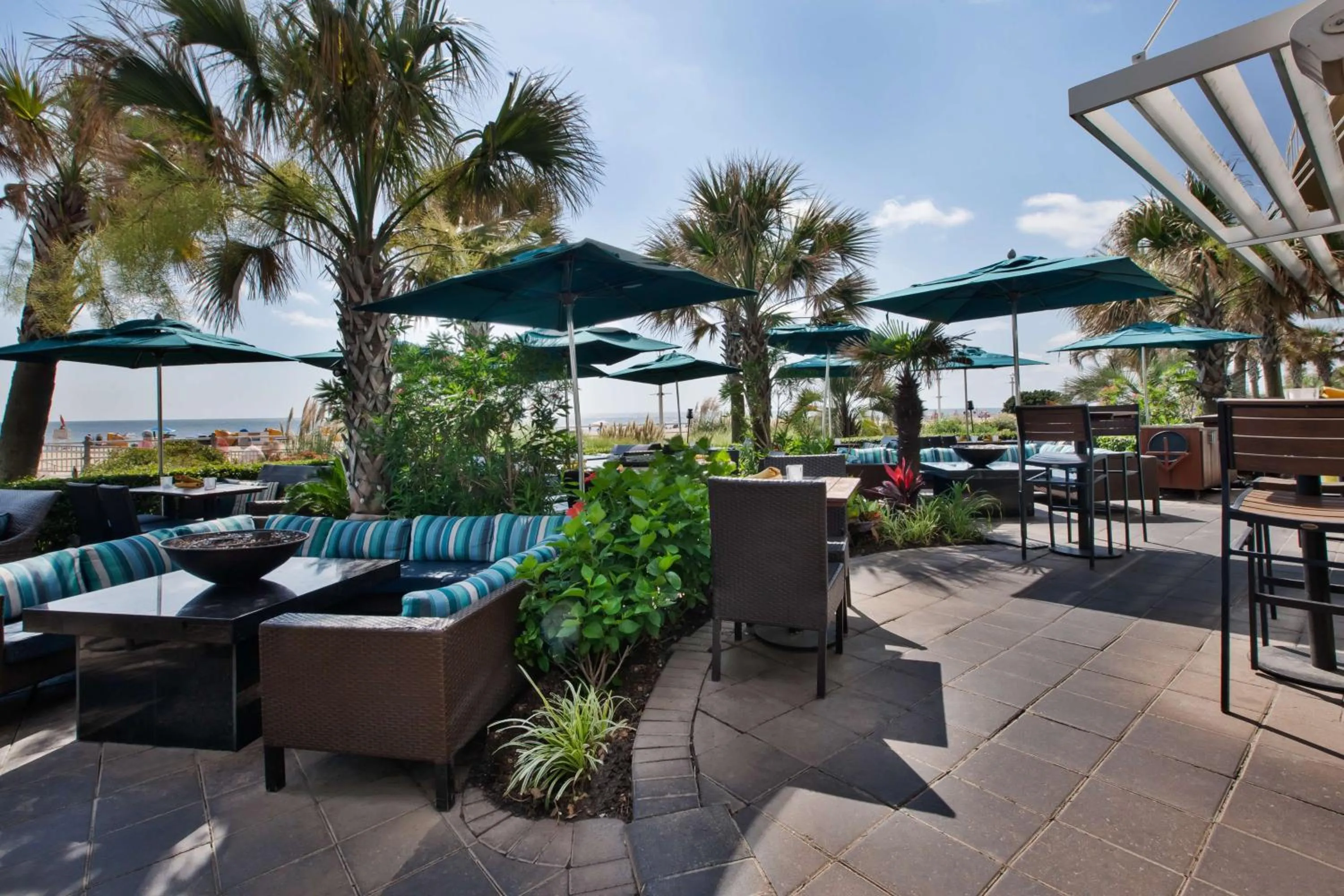 Patio in Hilton Garden Inn Virginia Beach Oceanfront