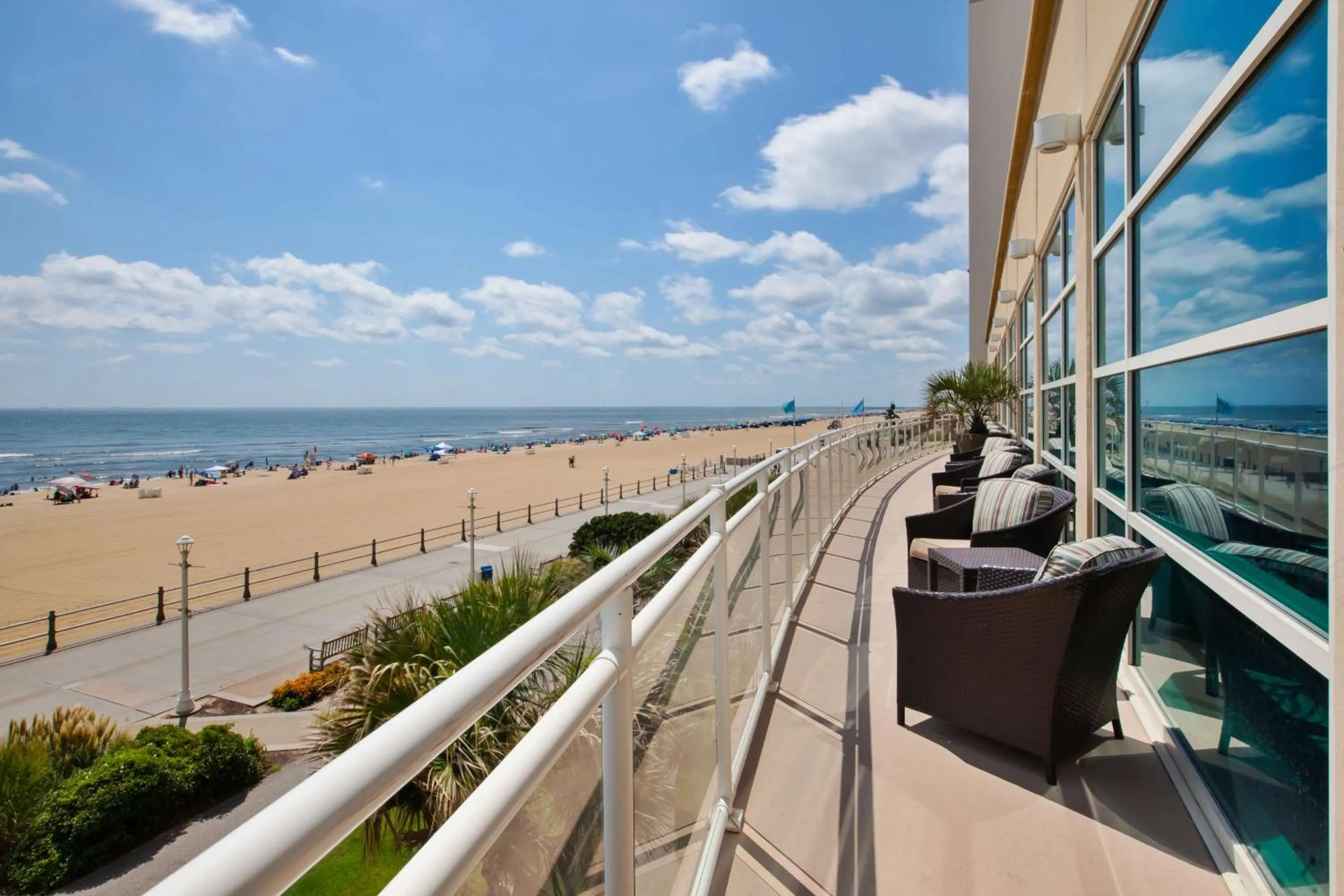 Patio in Hilton Garden Inn Virginia Beach Oceanfront