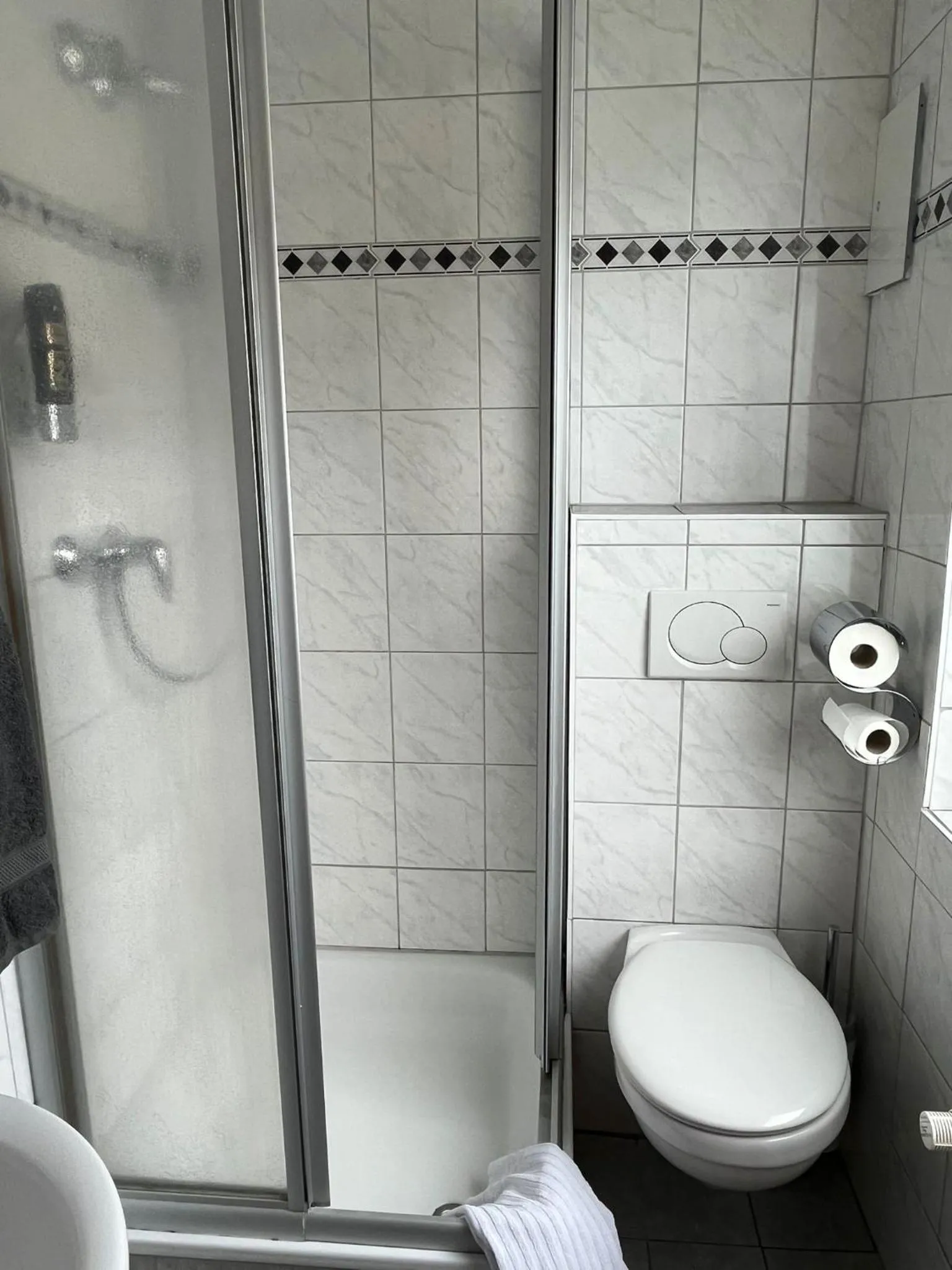 Bathroom in Brauhaus Hotel Ruetershoff